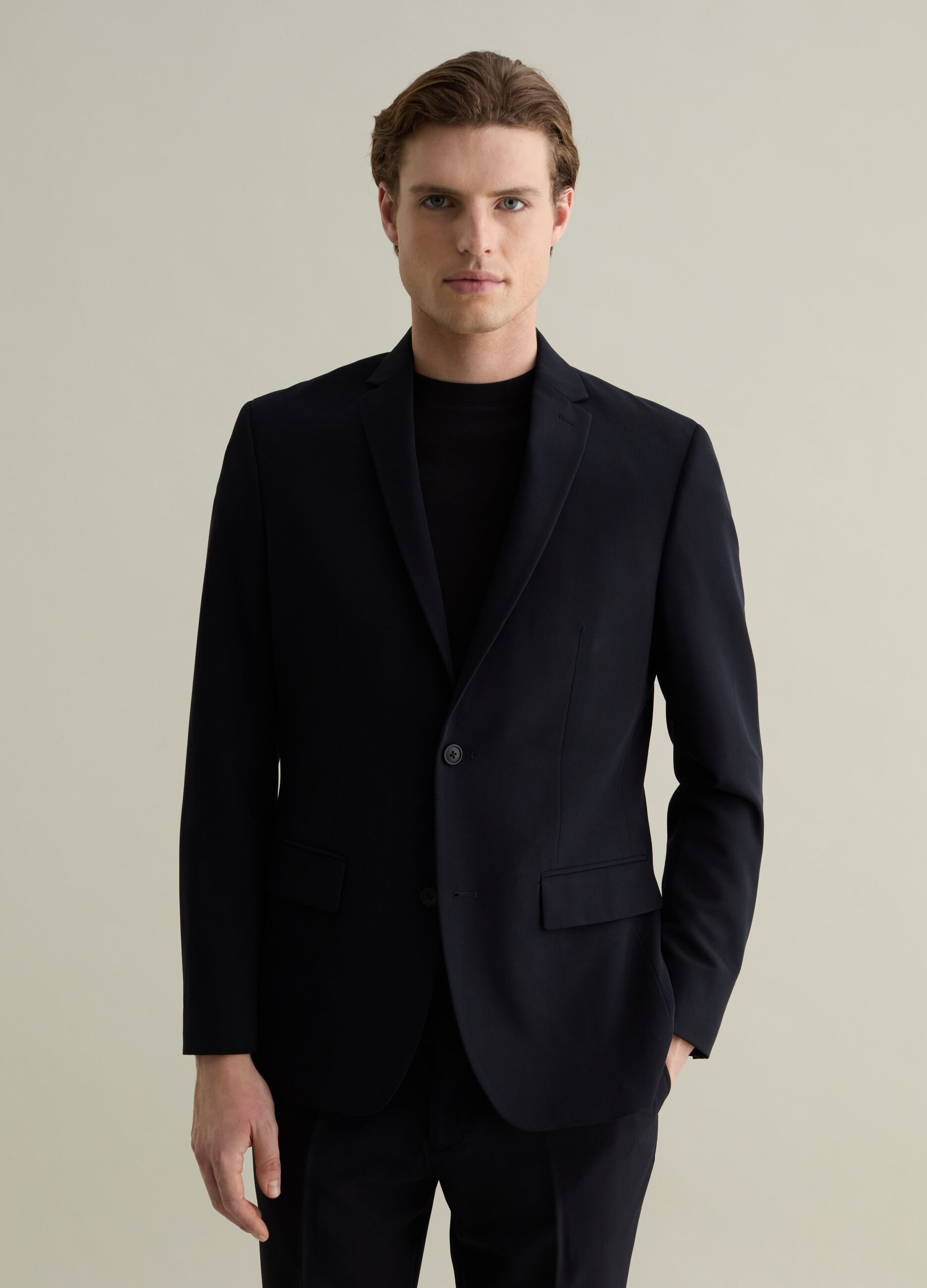 Slim-fit single-breasted blazer