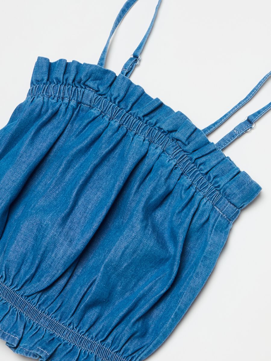 Top in denim con rouche_2