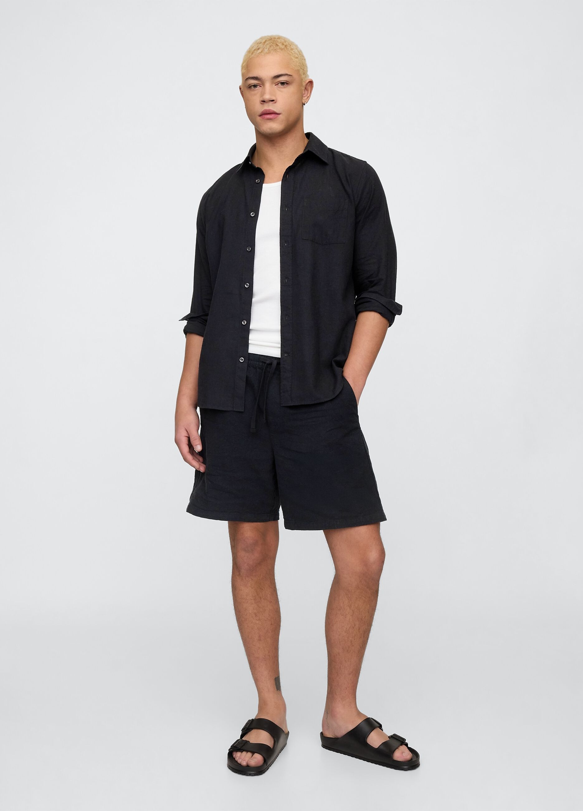 Cotton and linen blend shorts