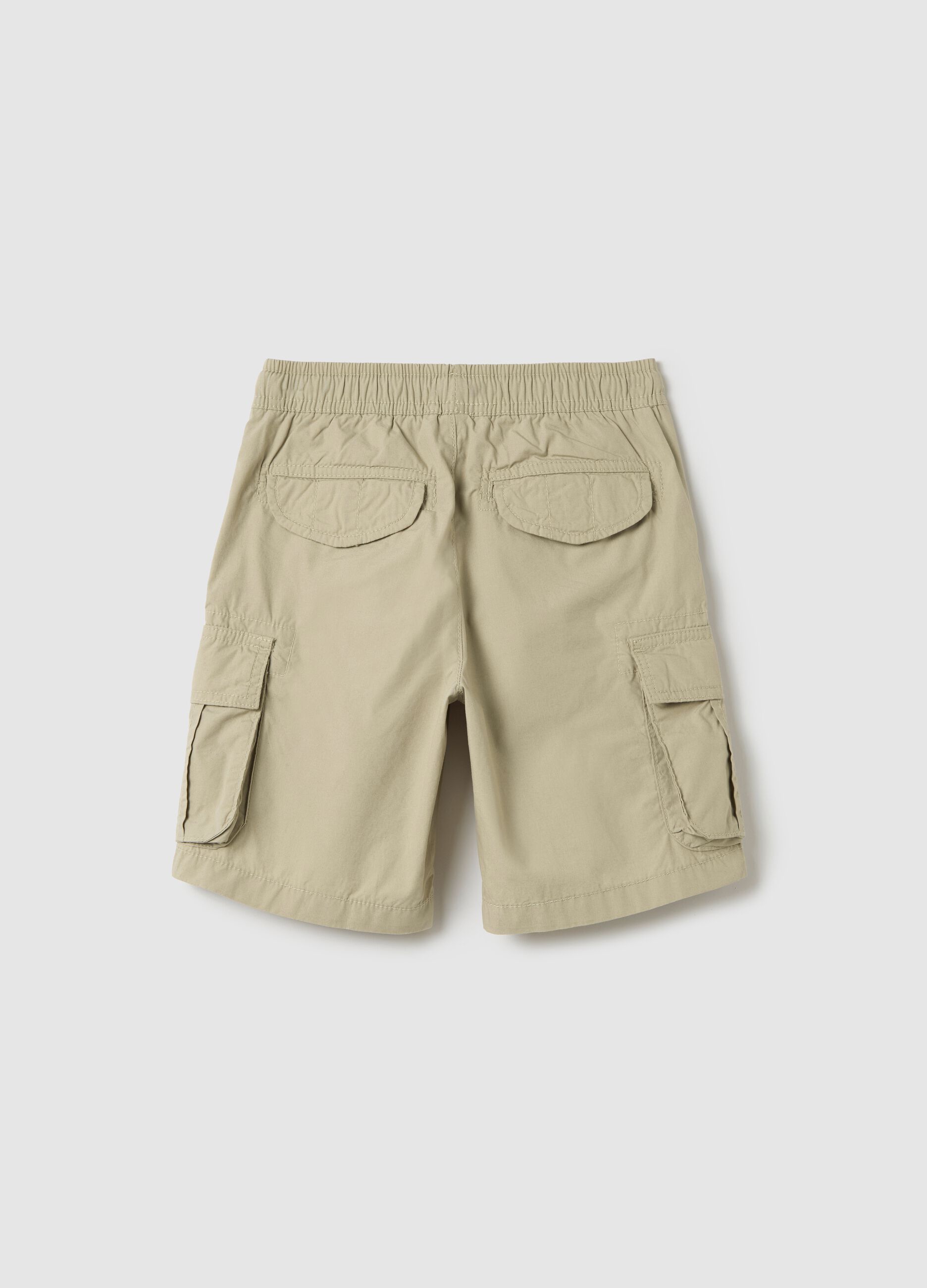 Green cargo Bermuda shorts in canvas with drawstring