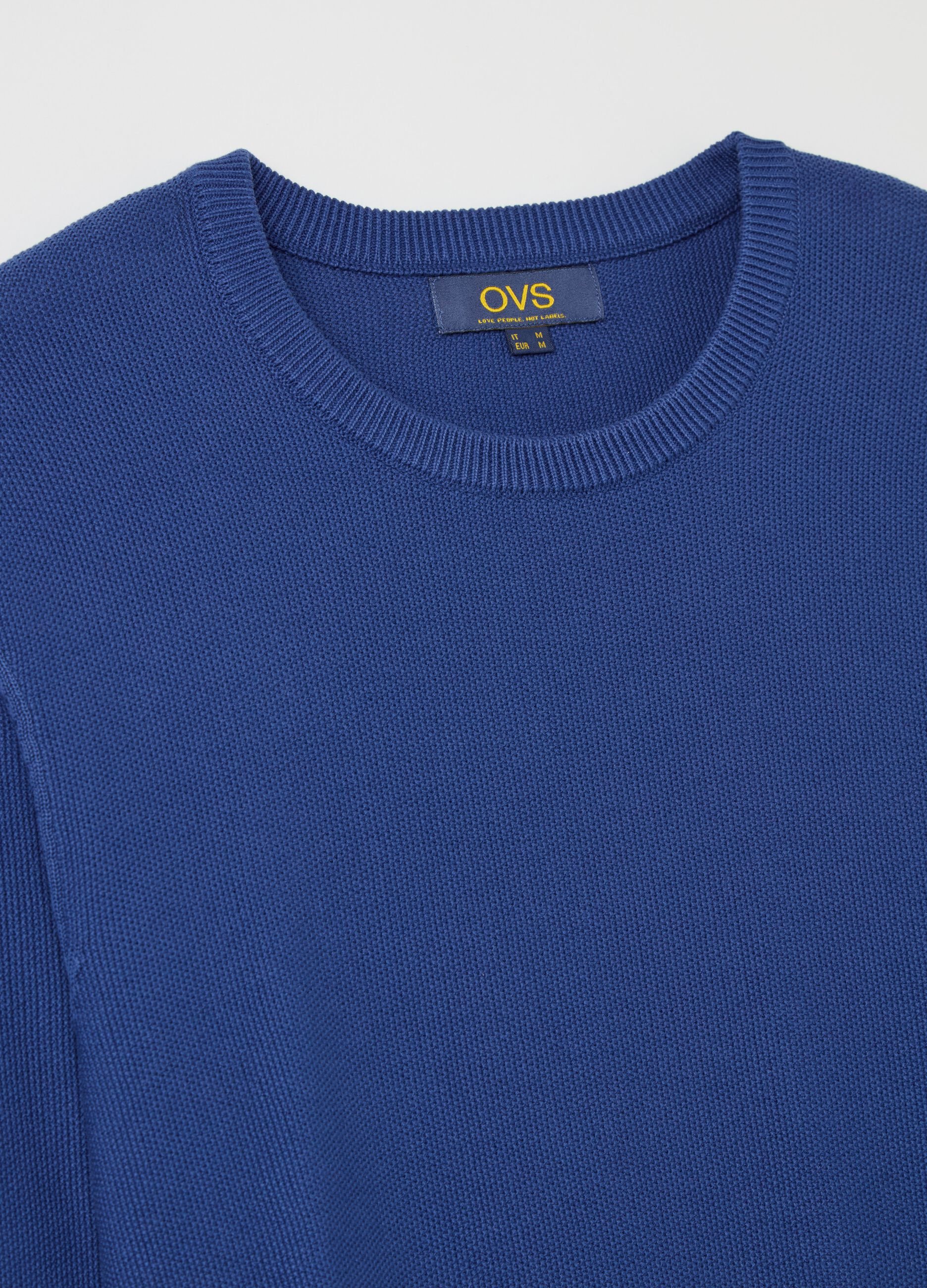 Cotton pullover with micro weave