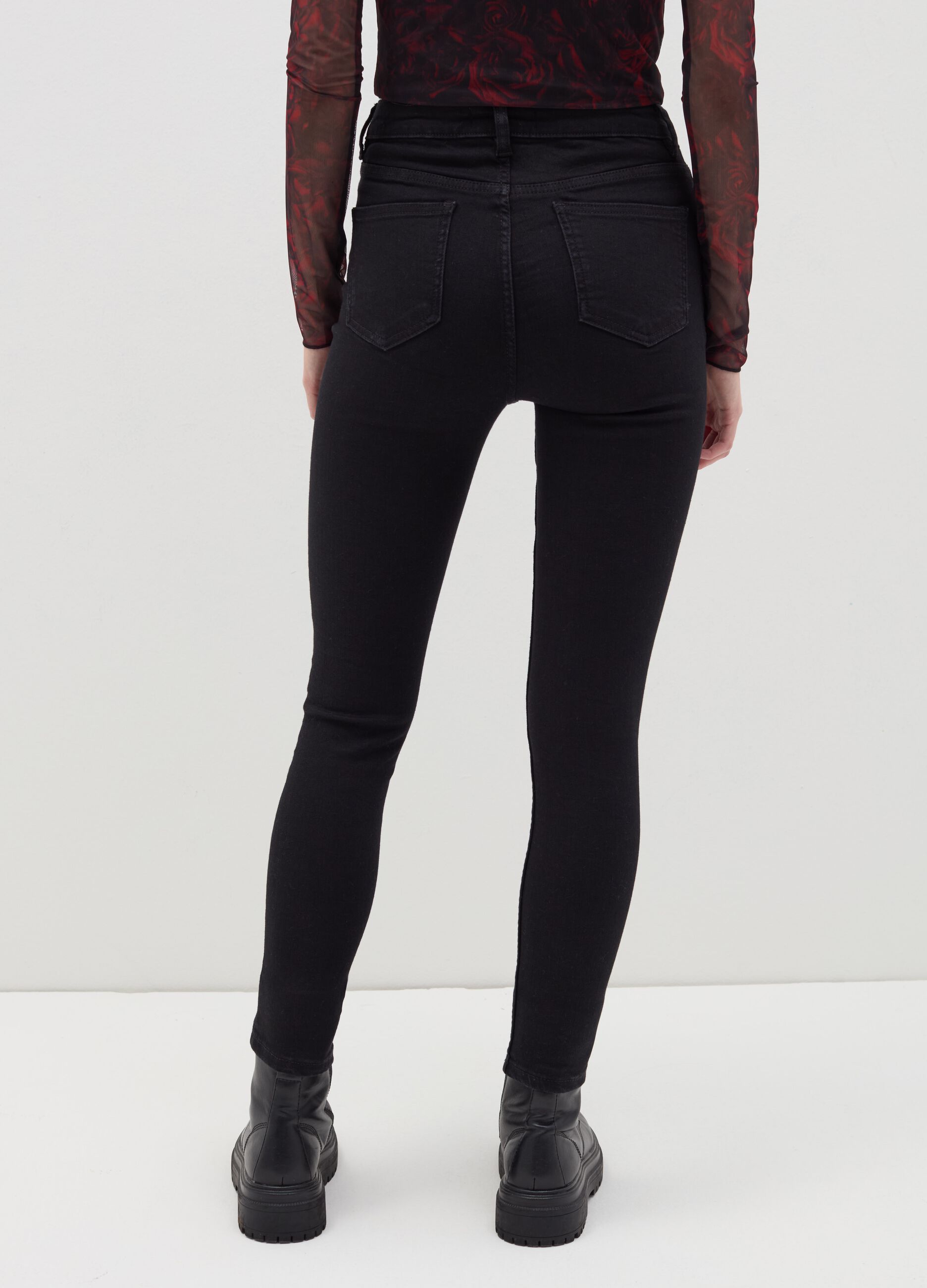 Skinny-fit jeans with five pockets