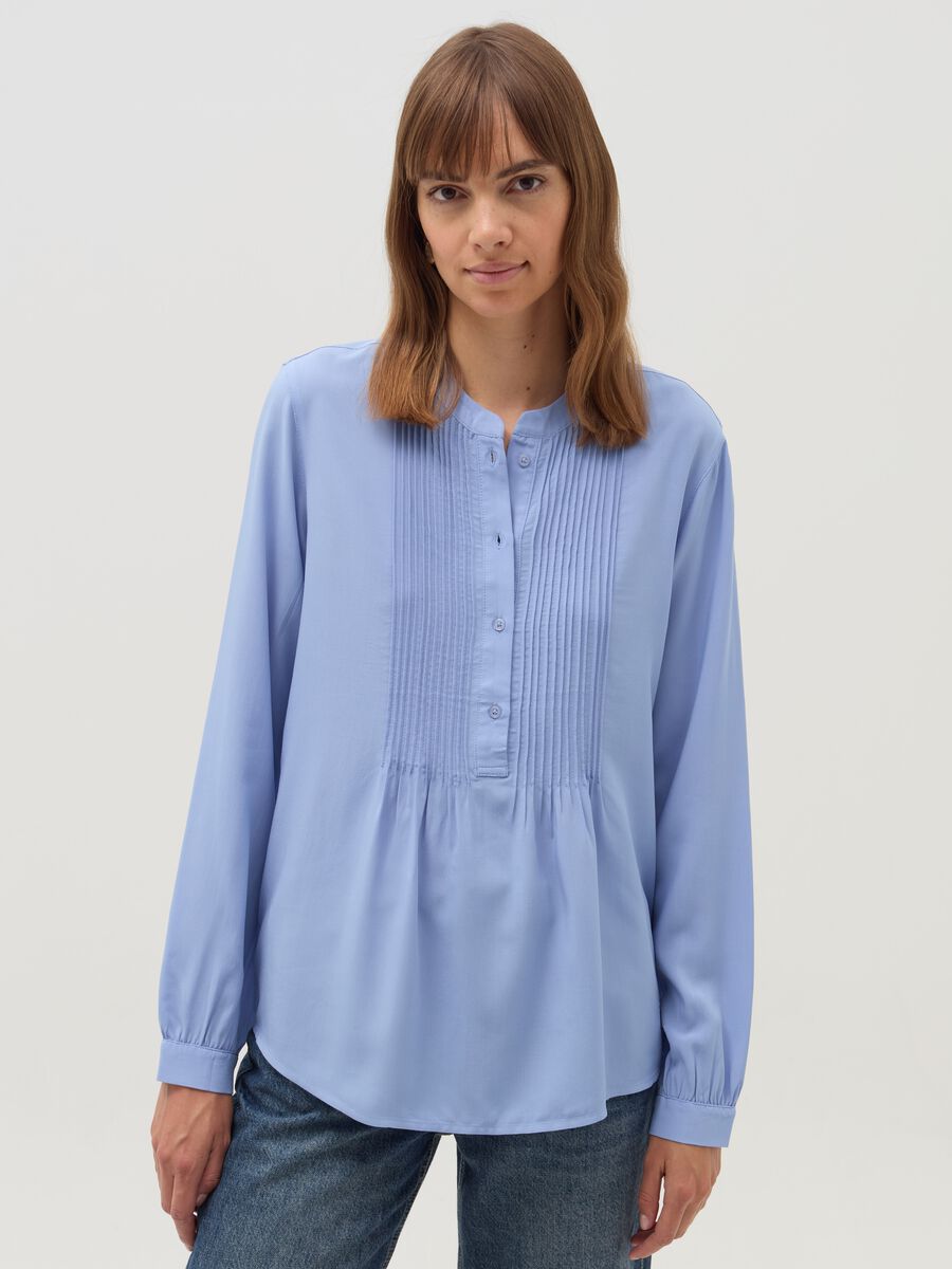 Shirt with pleated detail_0