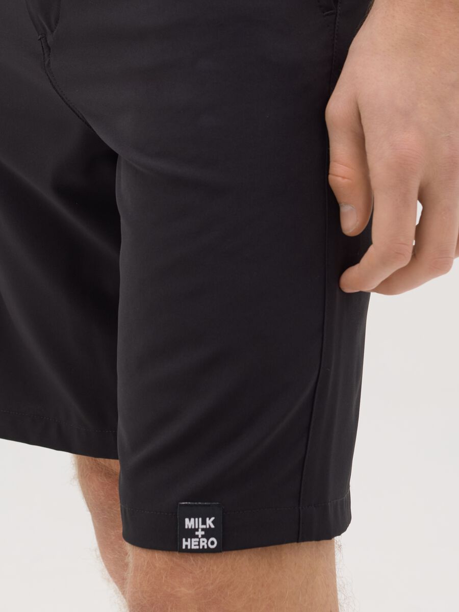 Boxer da uomo in tessuto elasticizzato nero regular fit_3