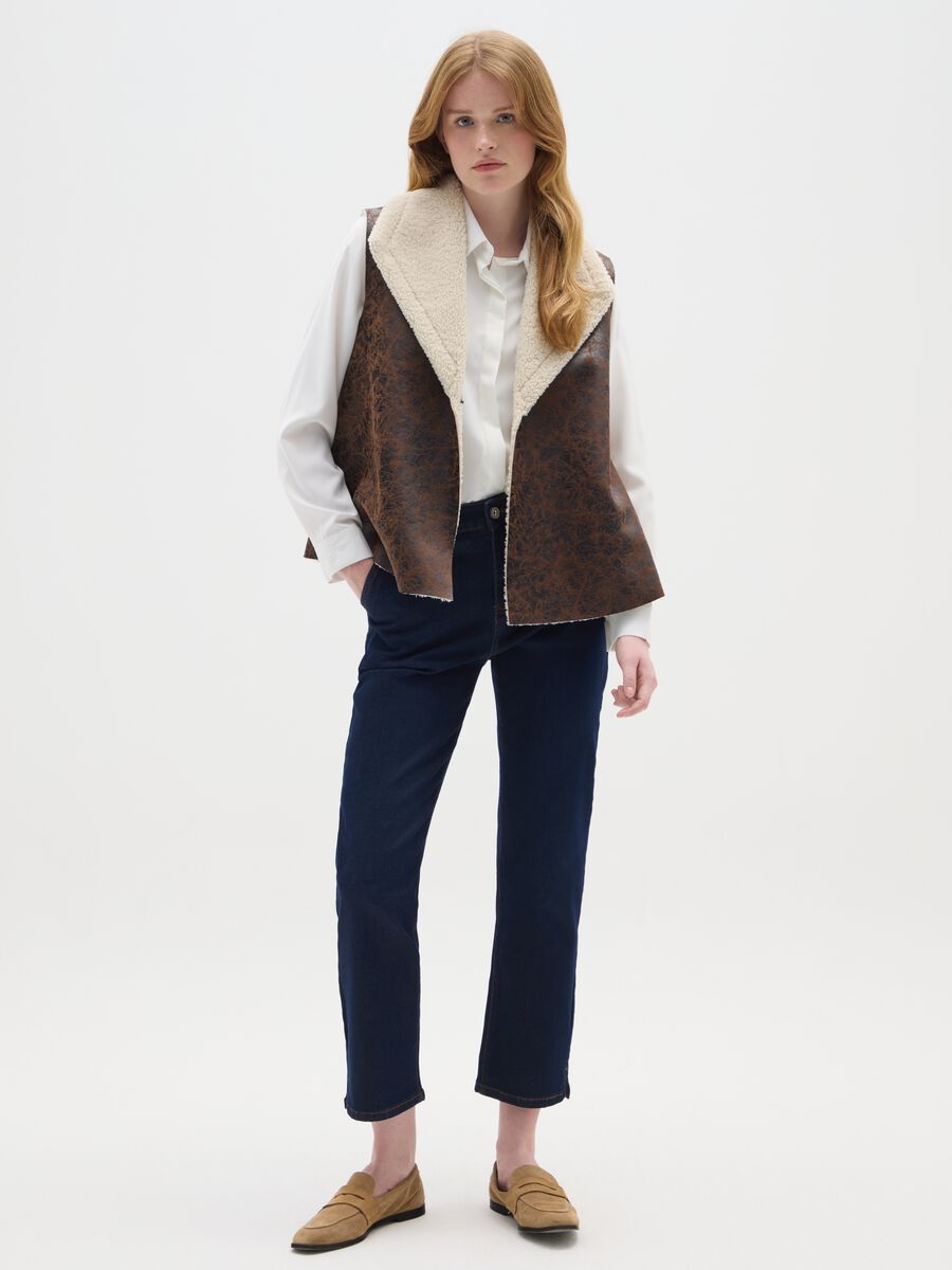 Brown regular fit gilet with zip_1