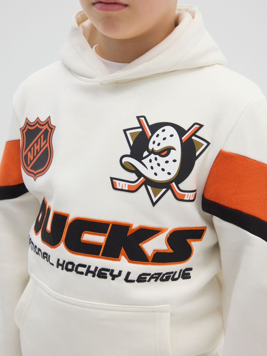 Felpa da bambino in misto cotone bianca regular fit_2