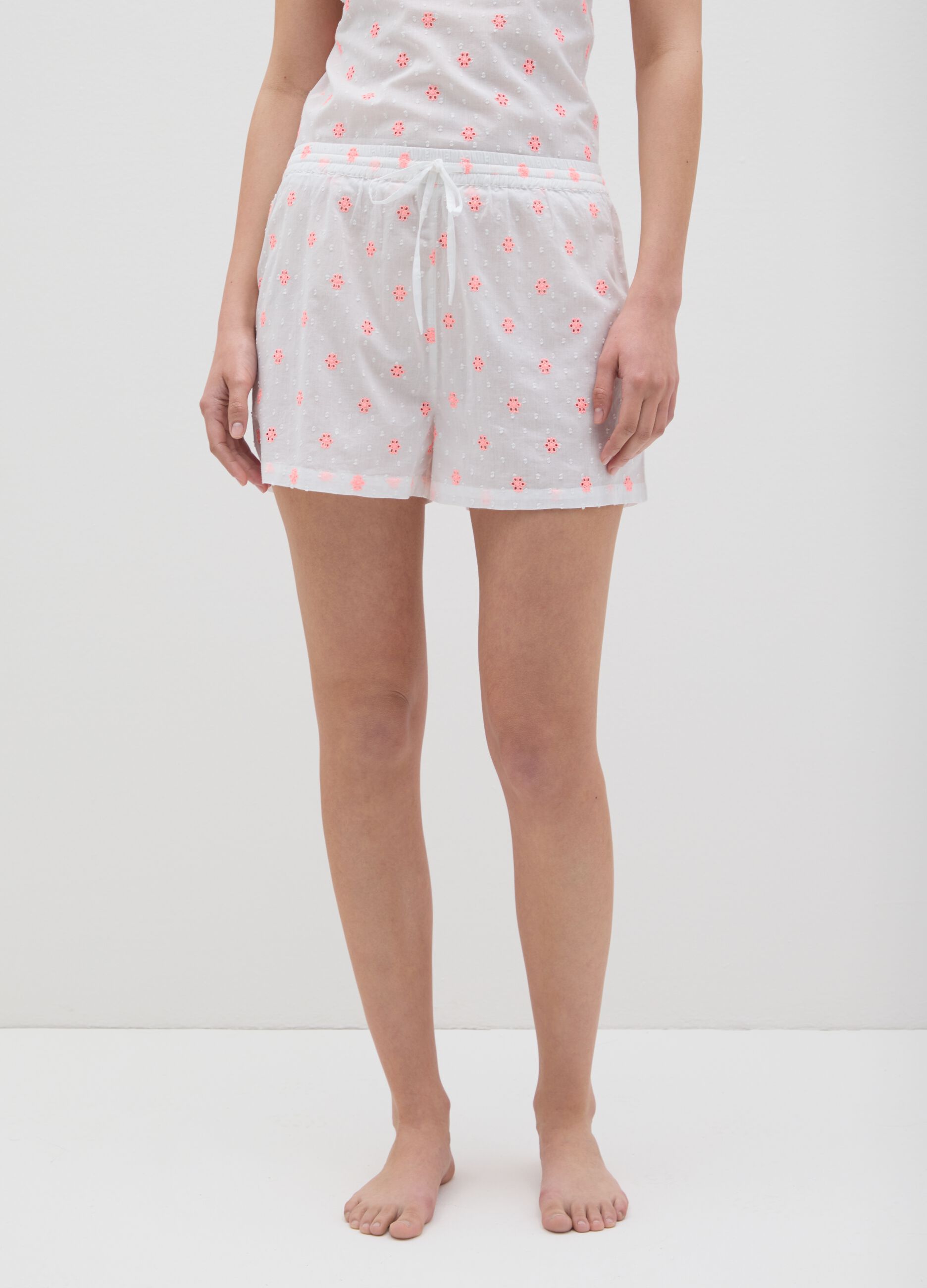 Women's white pure cotton regular fit pyjama