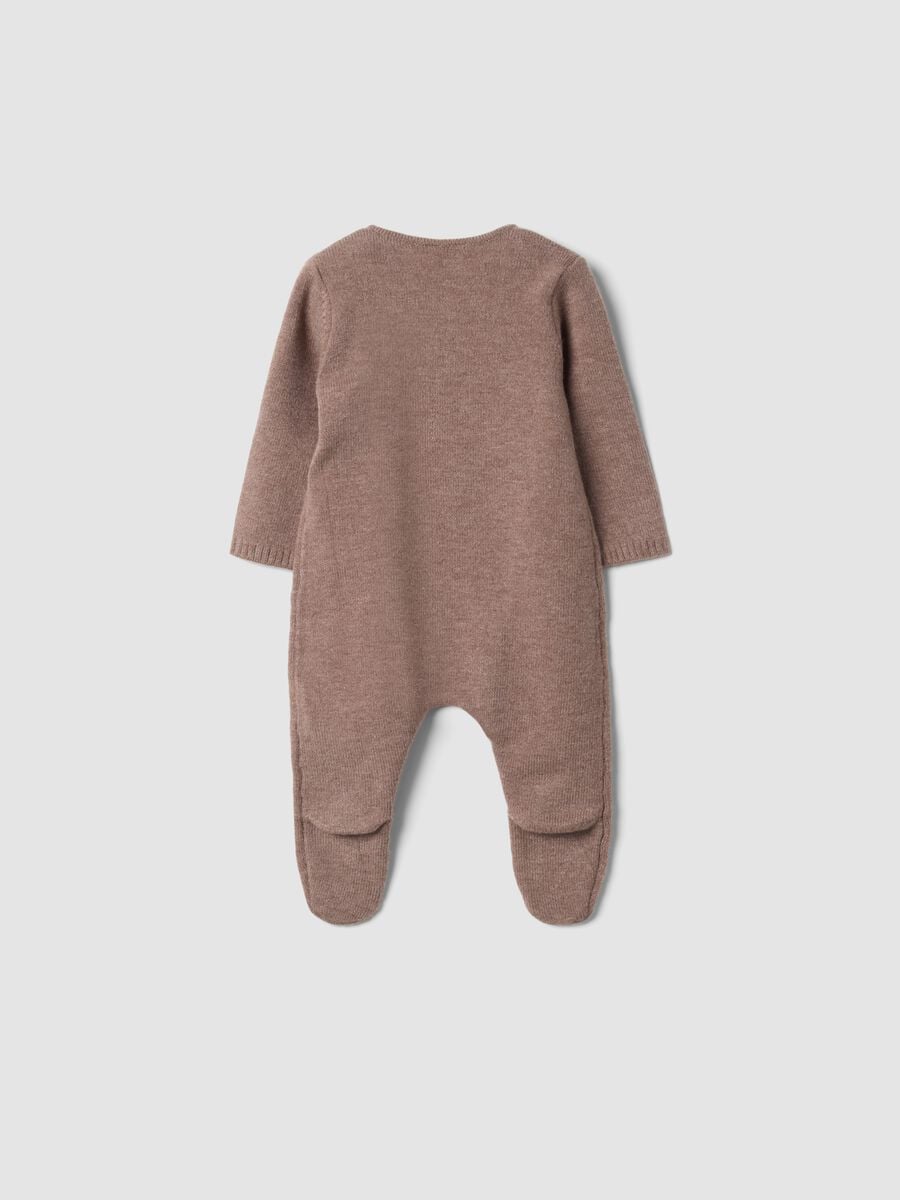 Tutina marrone con piedini e maniche lunghe_1