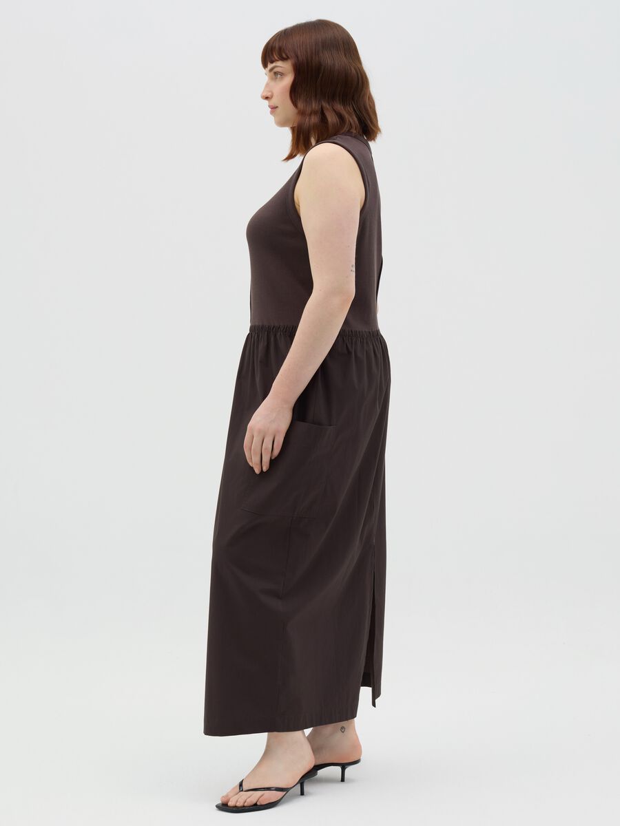 Long sleeveless brown dress in stretchy cotton_1