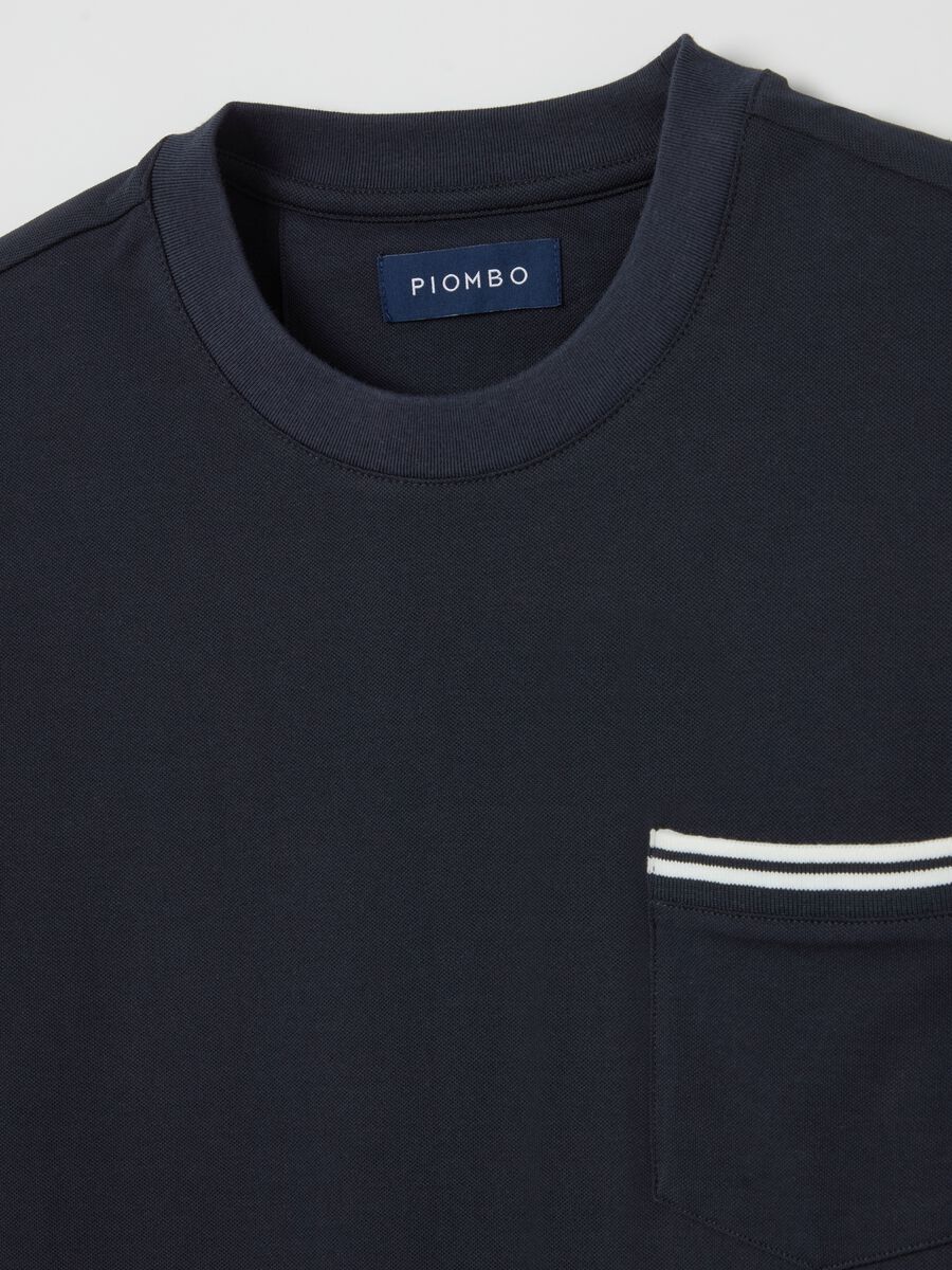 T-shirt with striped details and pocket_5