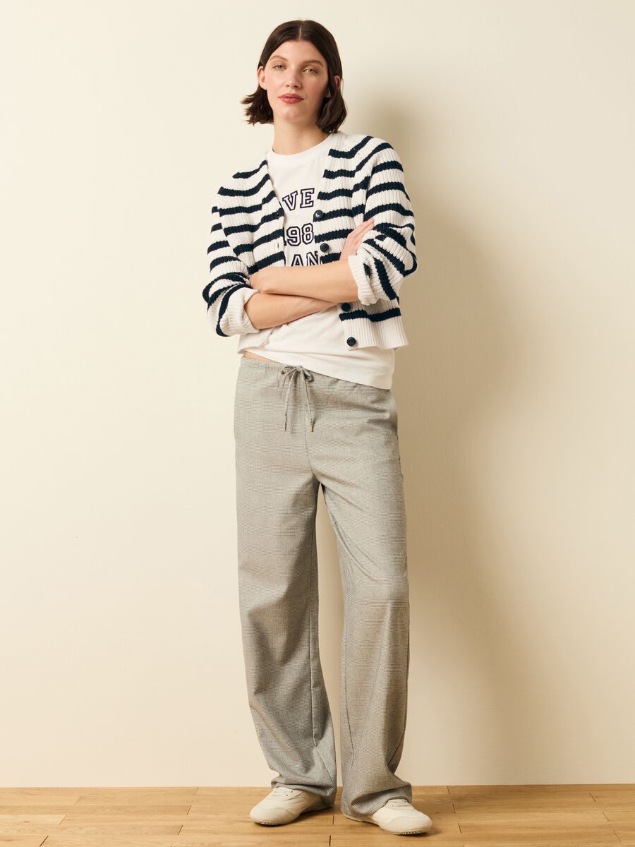 Striped cardigan with raglan sleeves_2