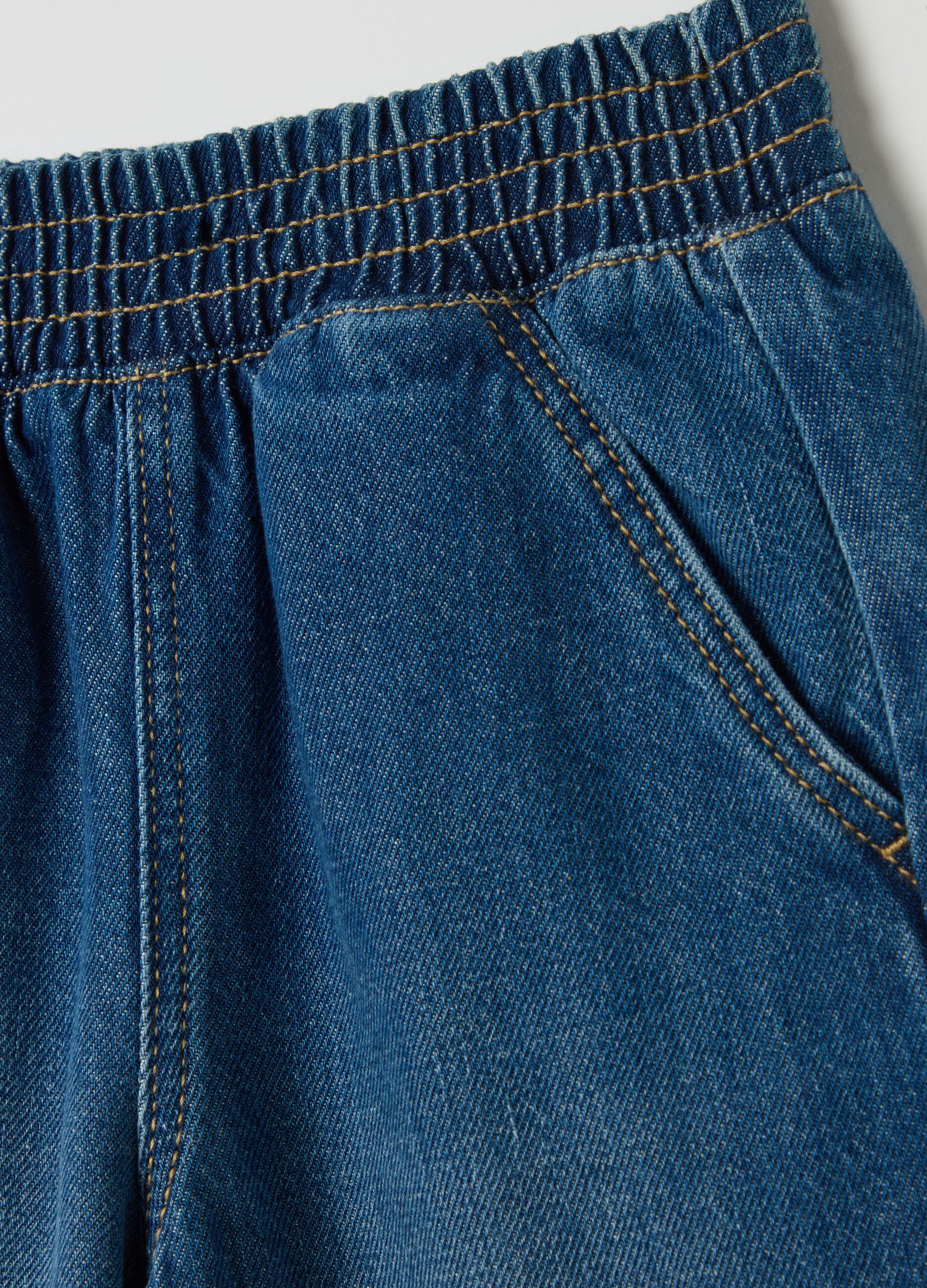 Joggers a gamba larga in denim 