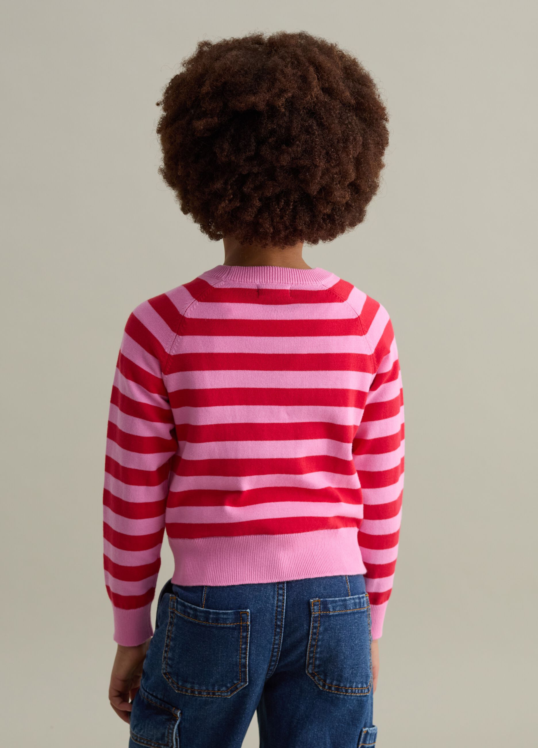 Pullover in cotone a righe con ricamo logo 