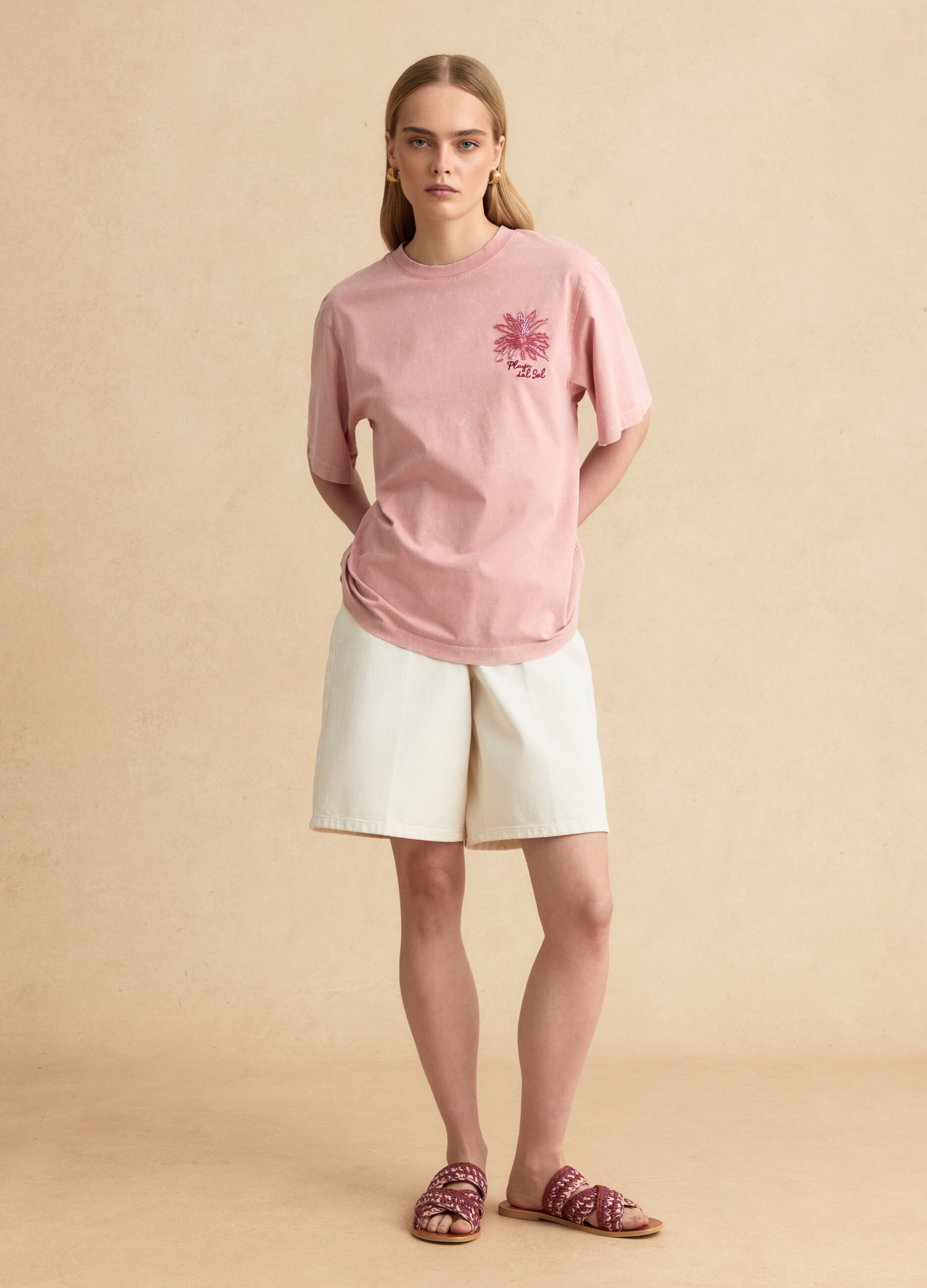 Pink pure cotton T-shirt with embroidery