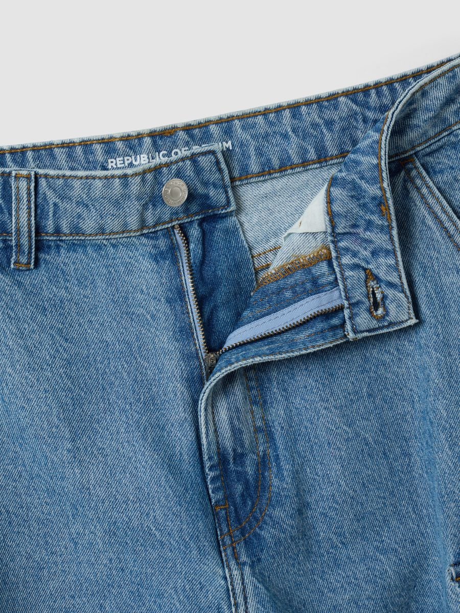 Jeans cargo blu in puro cotone wide leg_1