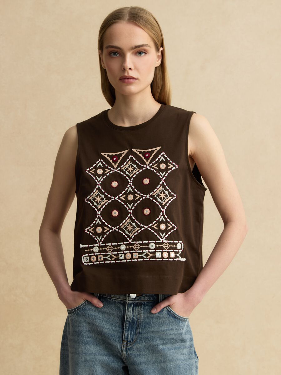 Tank top in puro cotone marrone regular fit con ricami_1