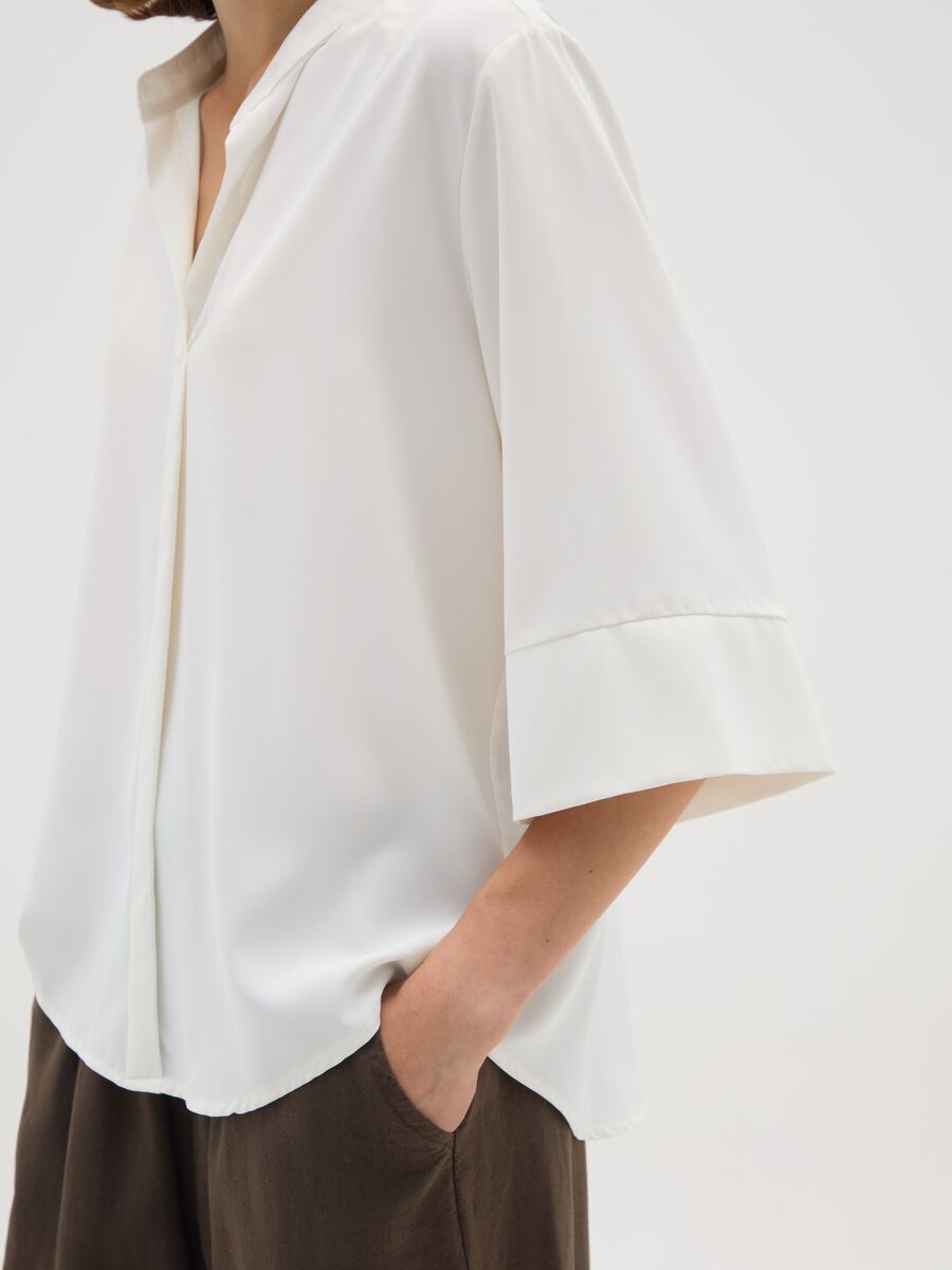 White pure cotton shirt regular fit_3