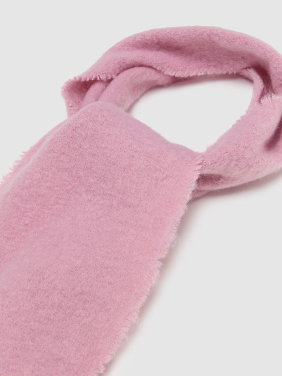 Pink scarf with fringes_1
