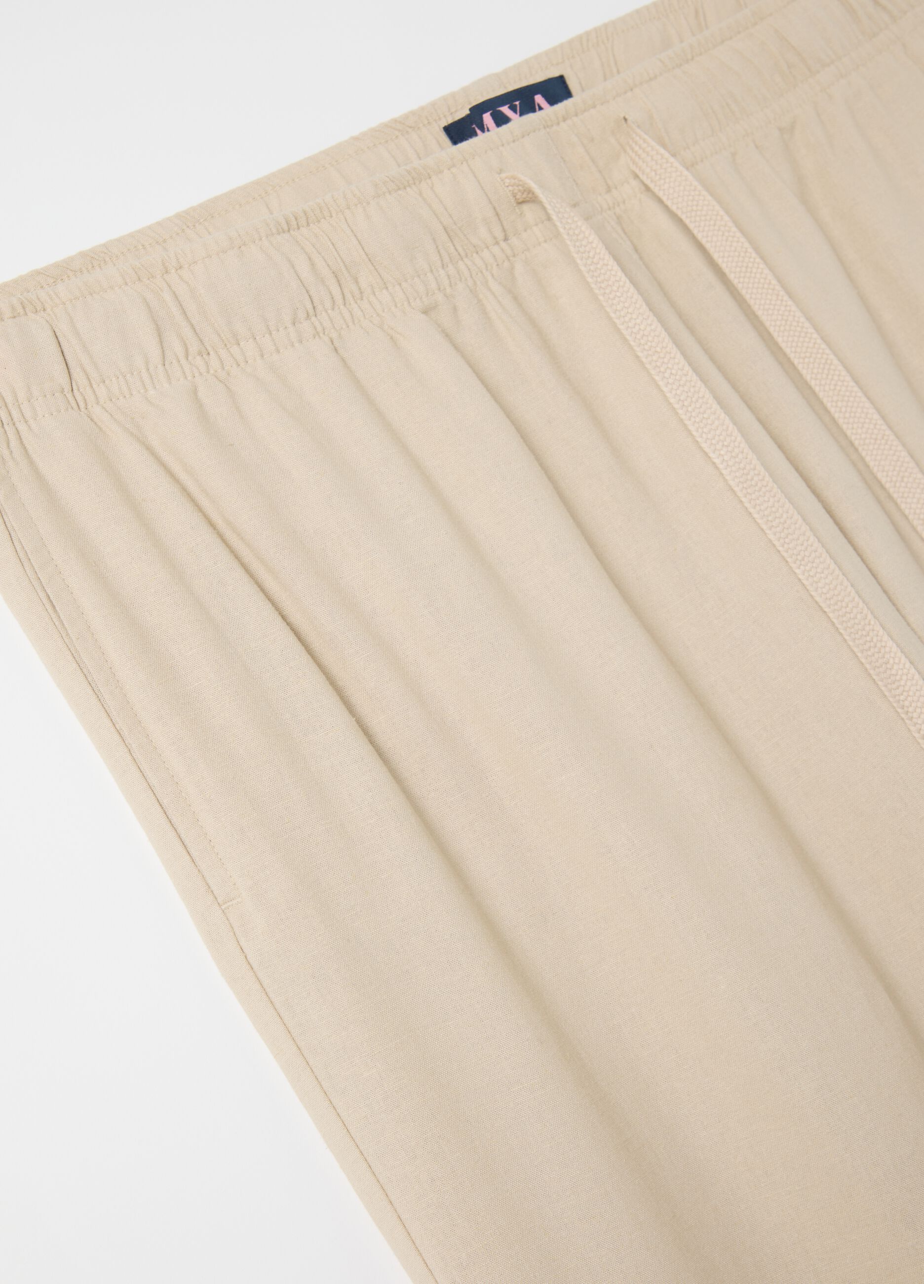 Curvy wide-leg trousers in linen and viscose