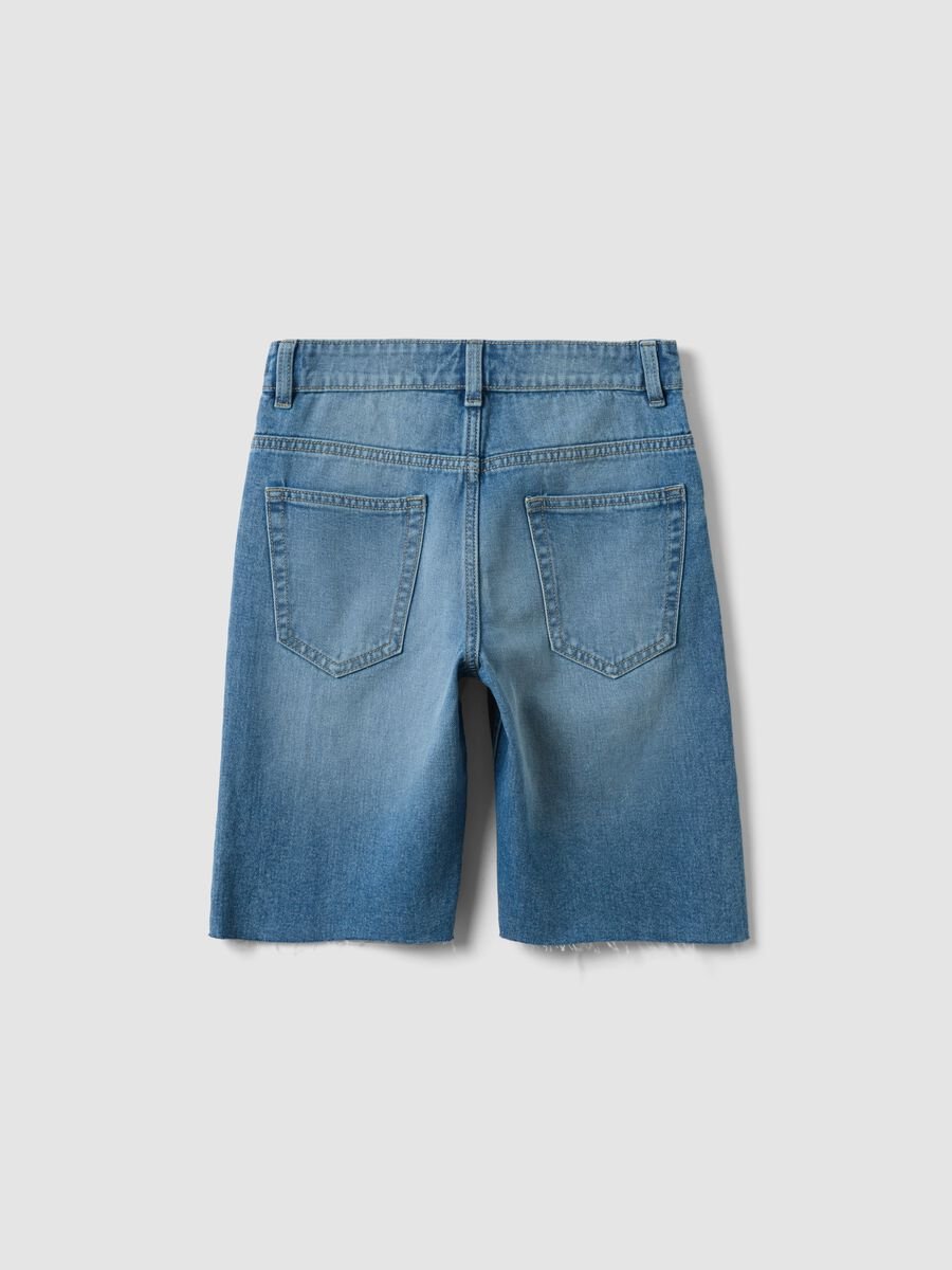 Pantaloni corti blu in denim regular fit per ragazzo_4