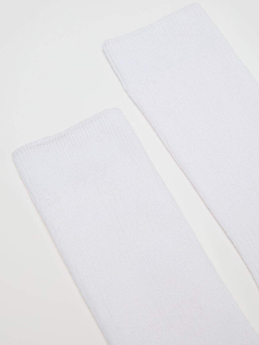 White stretch ribbed midi socks_2