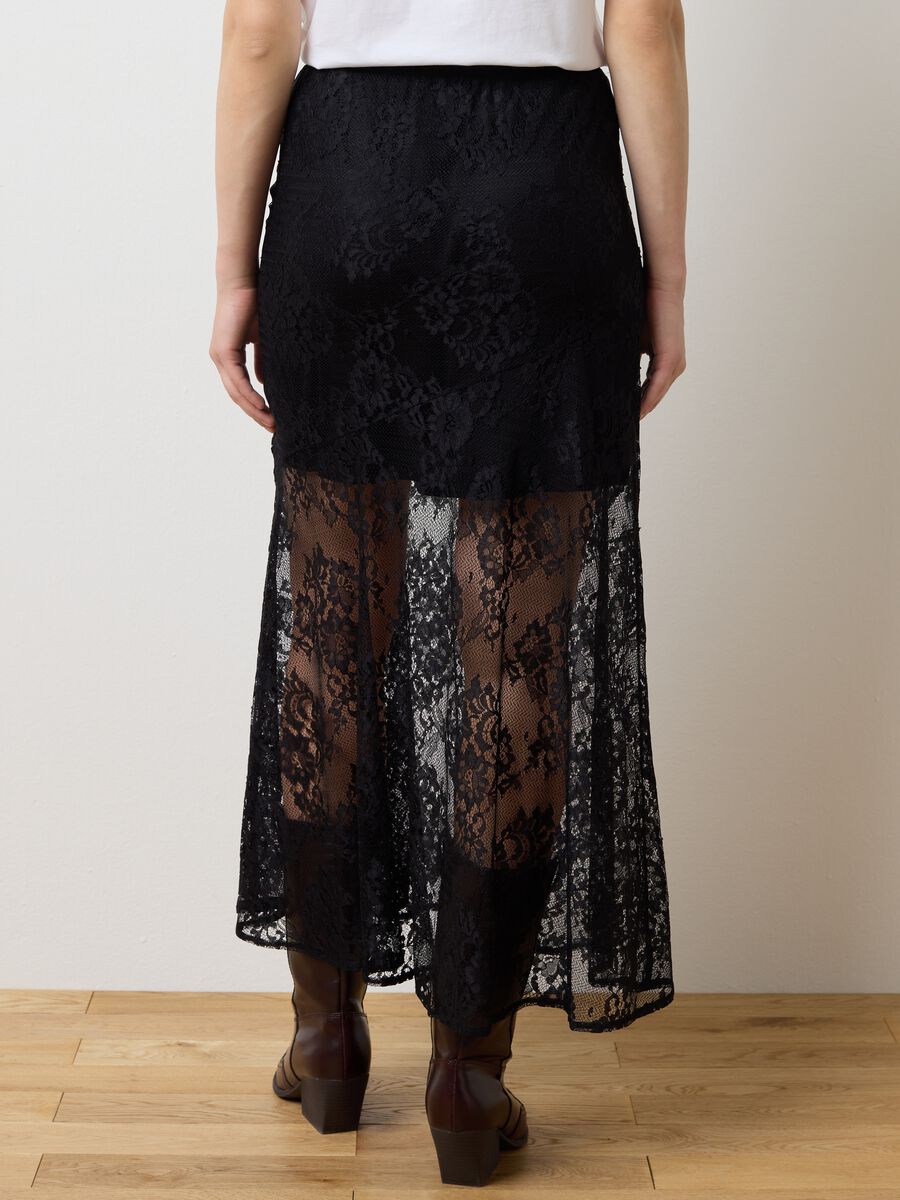 Long black skirt with lace details_2