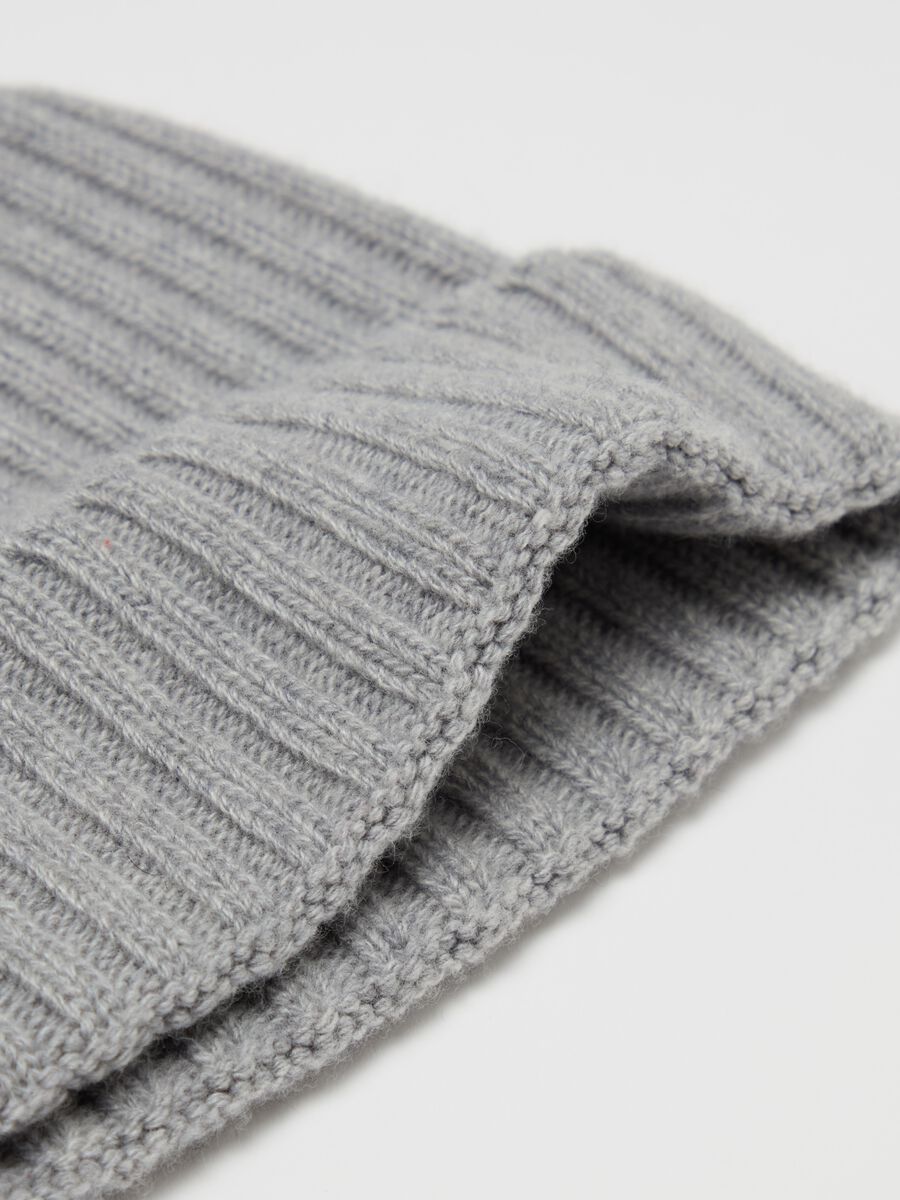 Quid ribbed hat with fold_2