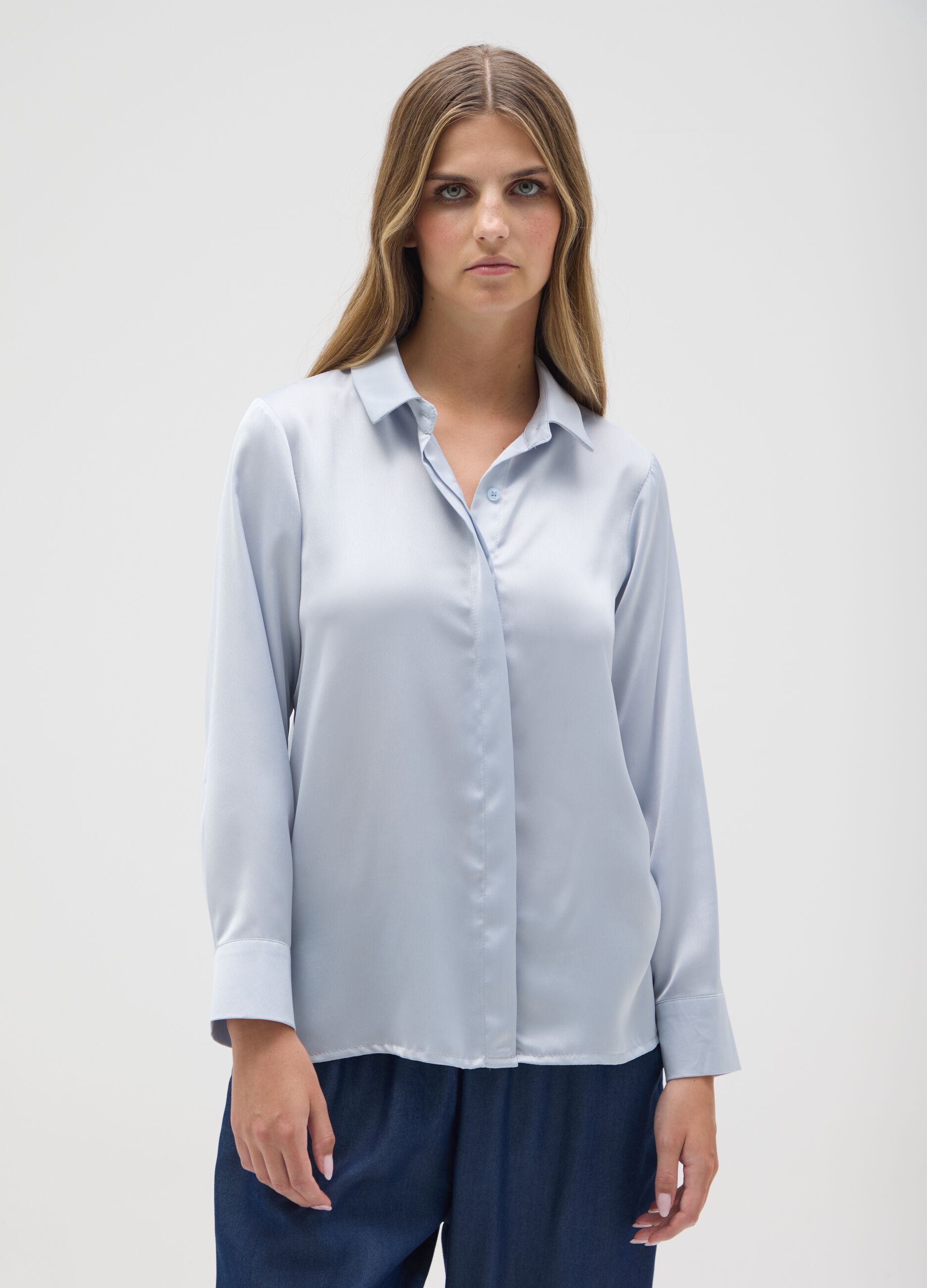 Solid colour satin shirt
