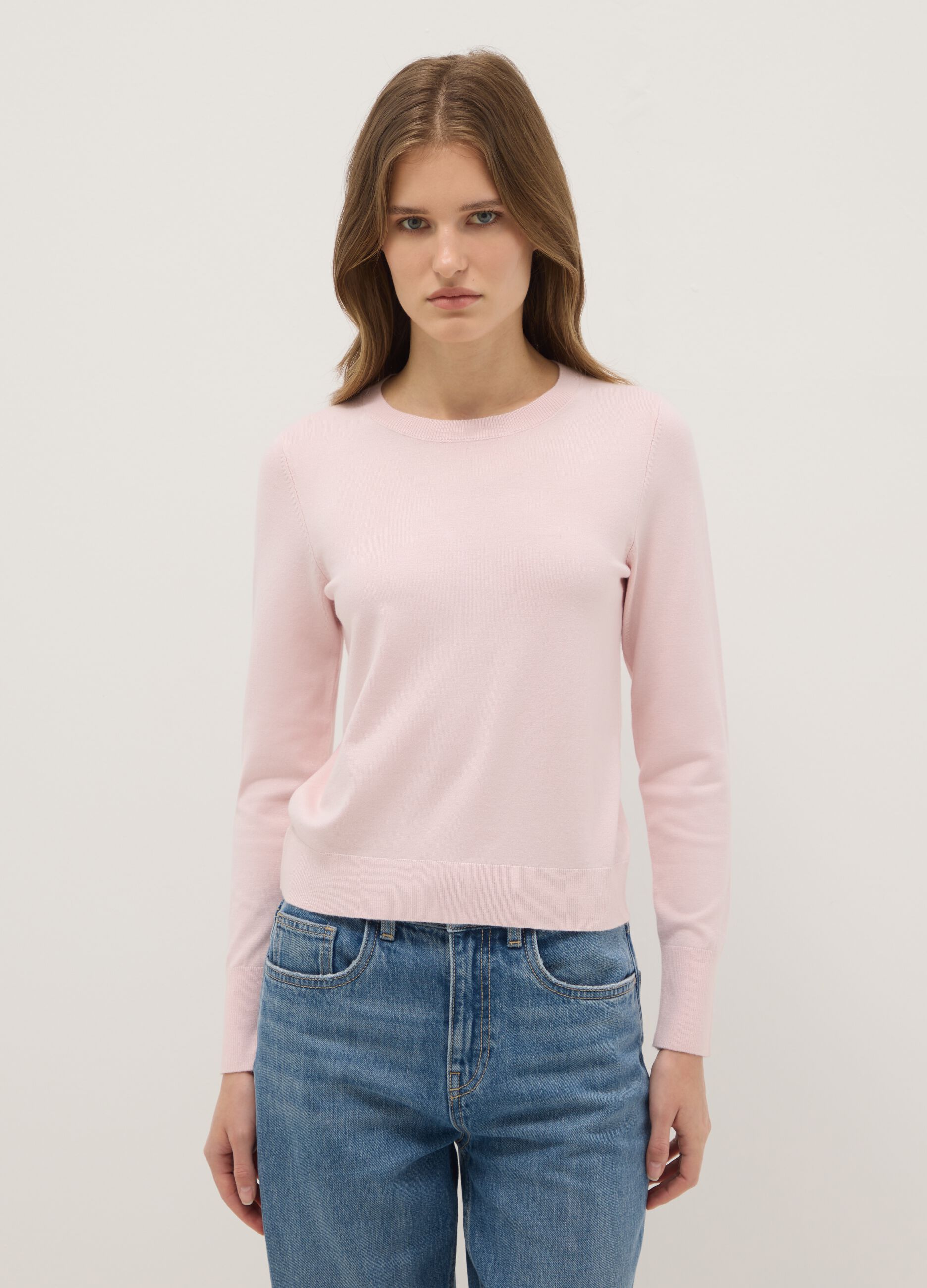 Pink crew-neck sweater regular fit