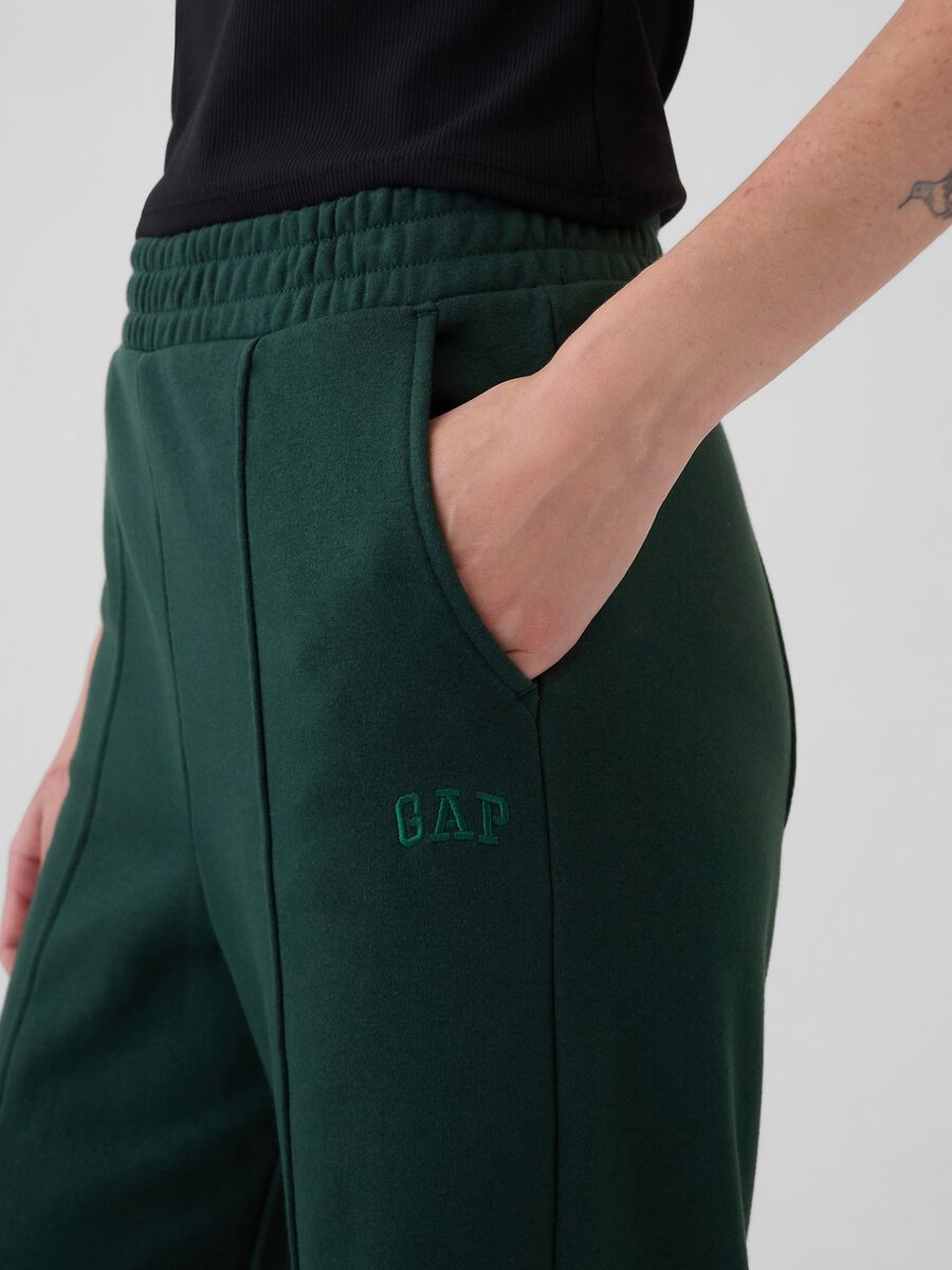 Straight-fit jogger trousers with raised stitching_3
