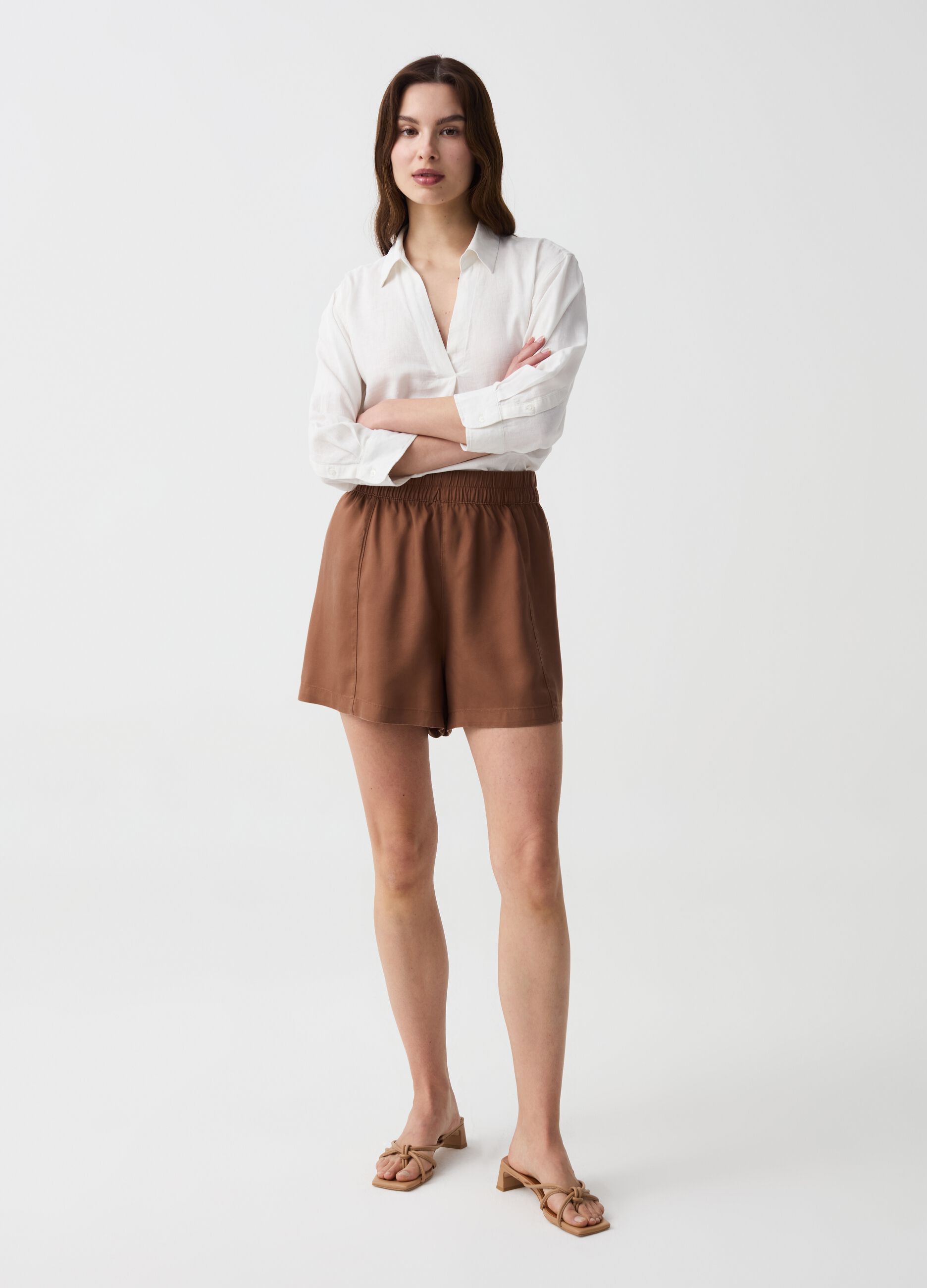 High-waisted Lyocell shorts