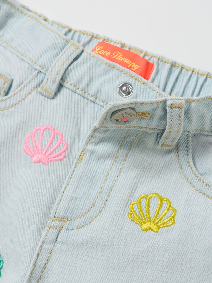 Girls' shorts in pure blue cotton regular fit with embroidery_2