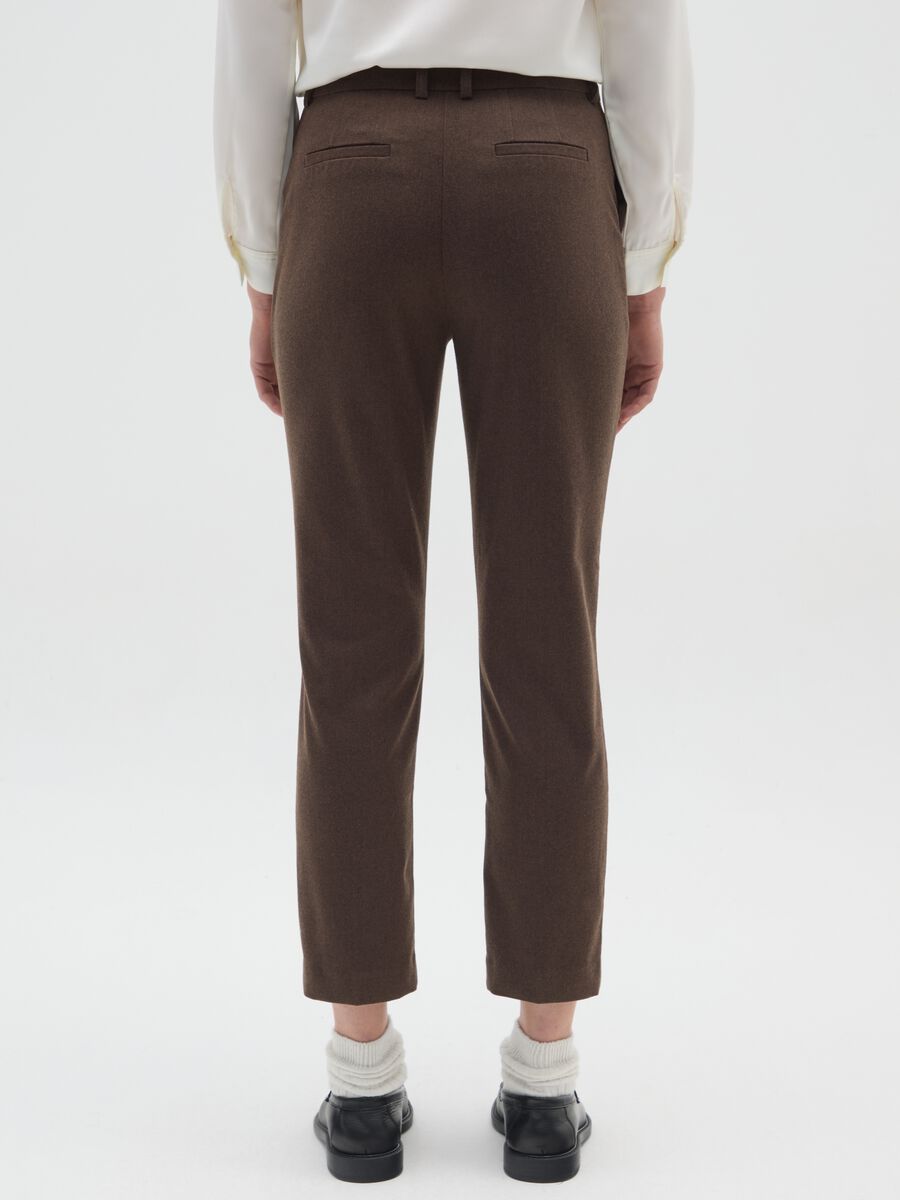 Brown slim trousers in stretchy fabric_2