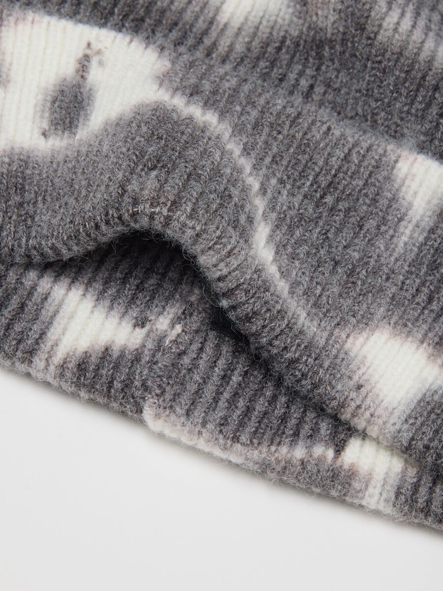 Multicolour grey hat in mixed yarns_1