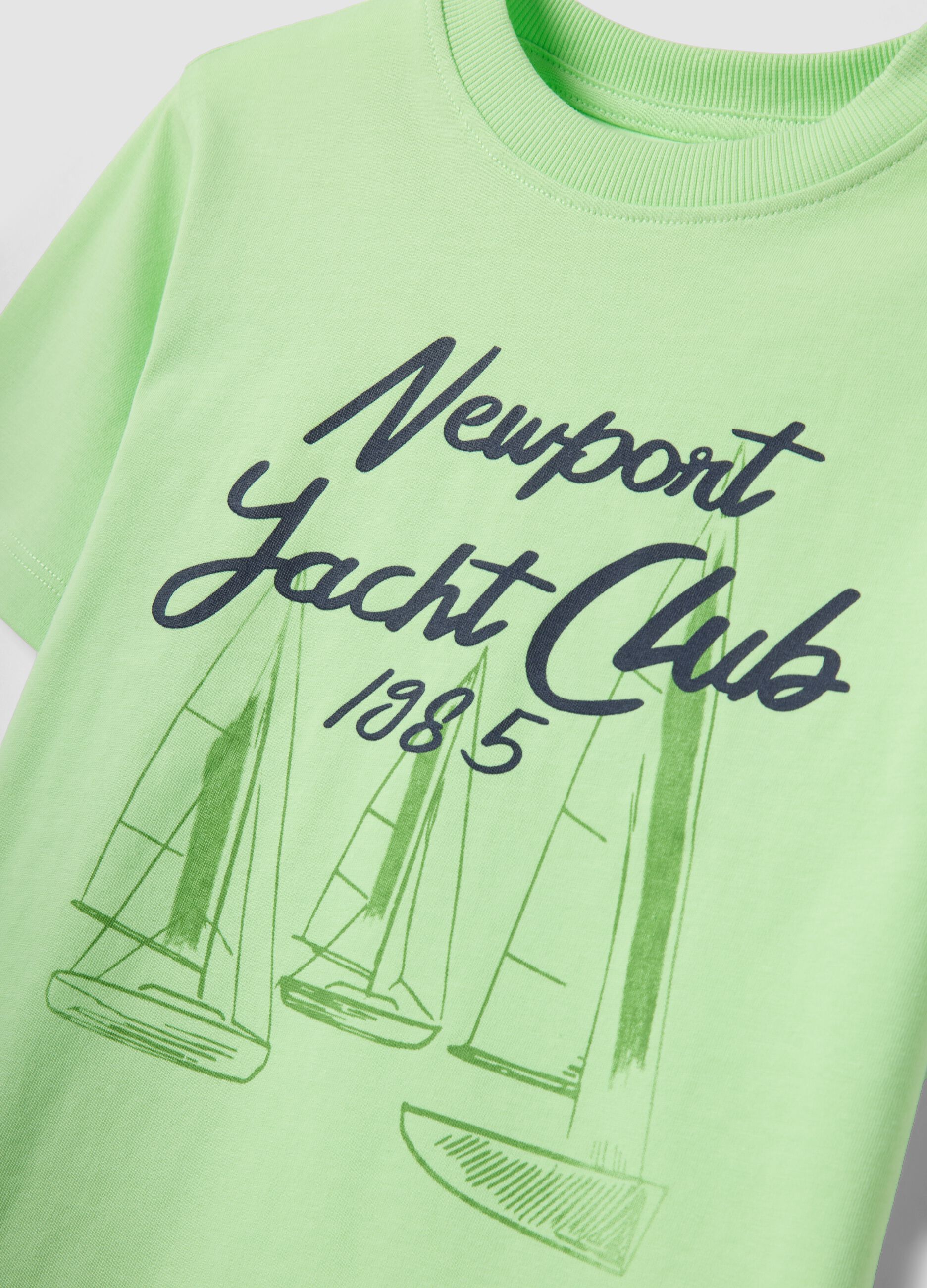 Green pure cotton boys&rsquo; T-shirt with sailing prints