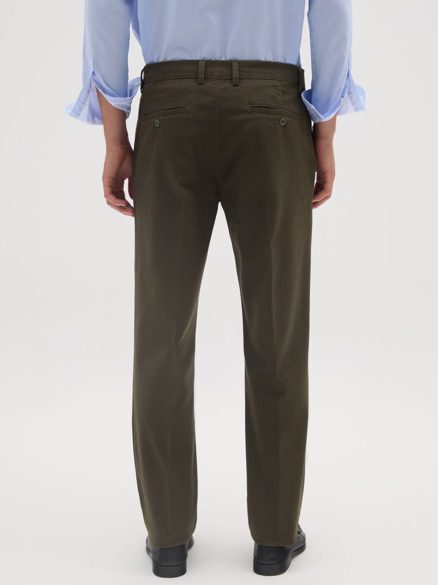 Pantaloni chino verdi regular fit_2