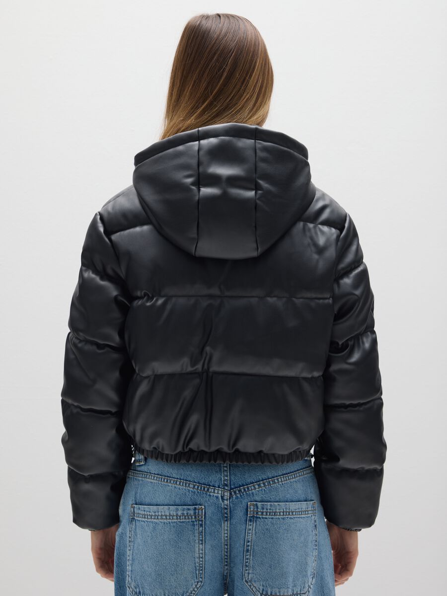 Giacca imbottita nera oversize con zip_2