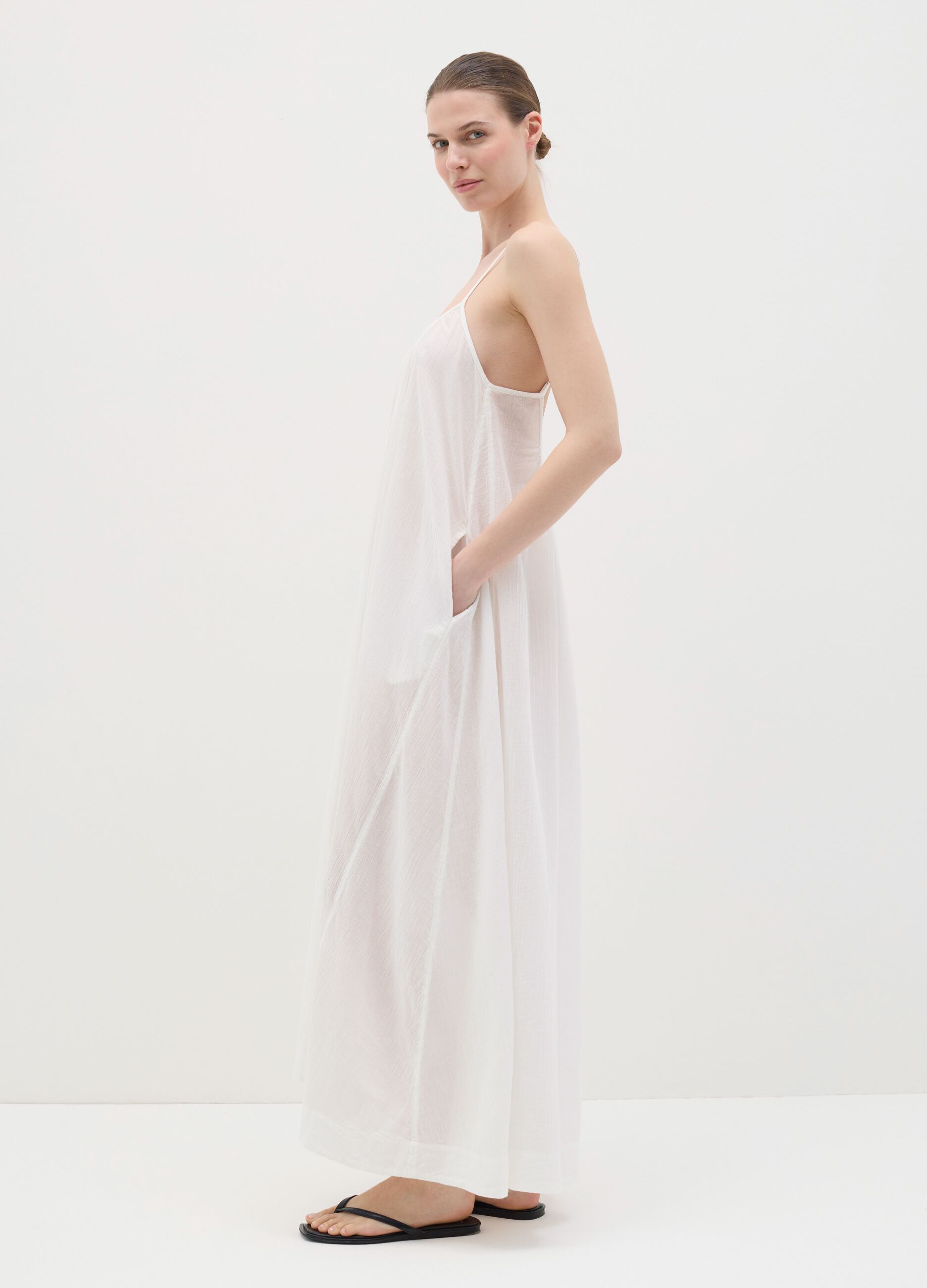Women's full-length white dress in 100% cotton