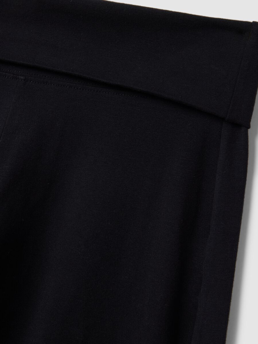 Wide-leg black stretch cotton jogger trousers_5