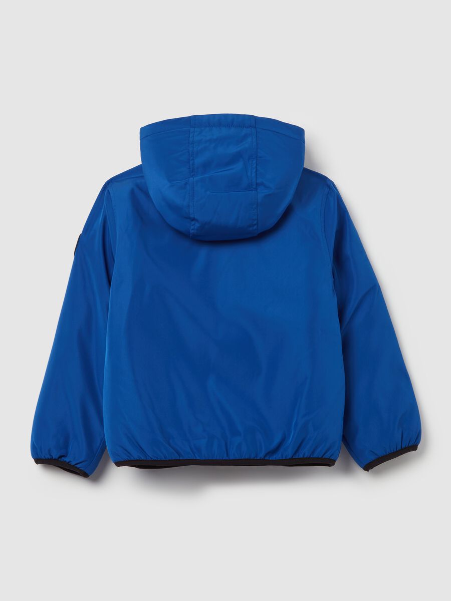 Giacca impermeabile con cappuccio_1