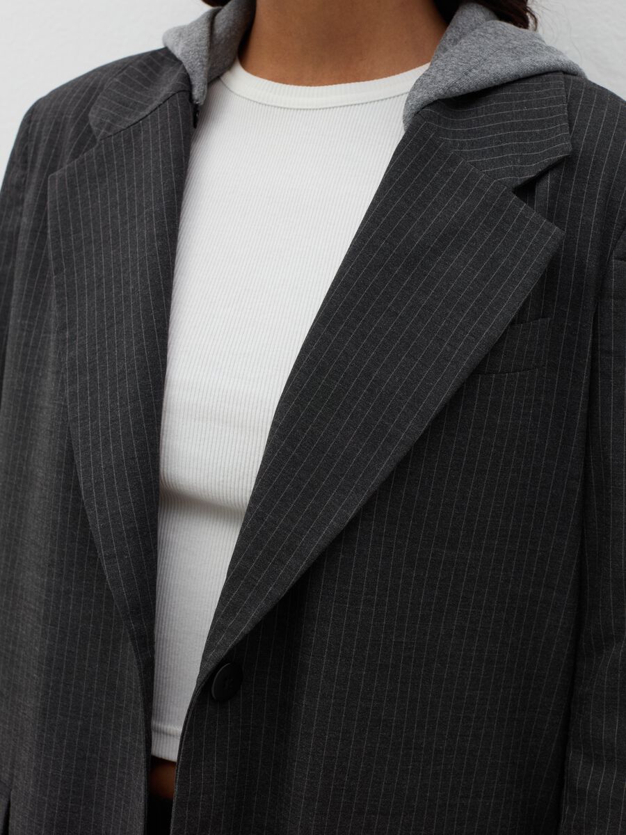 Blazer con cappuccio_3