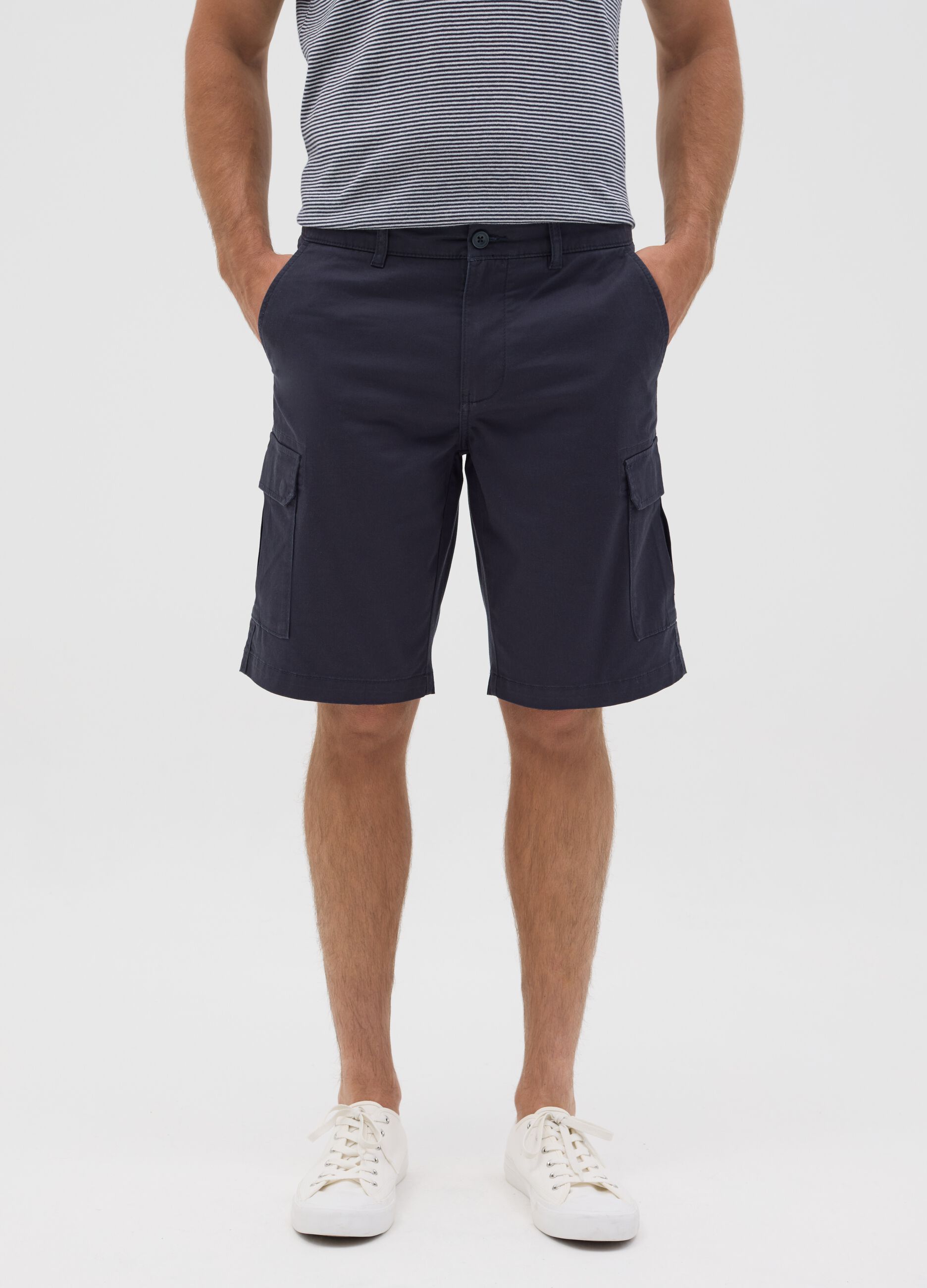 Blue stretch cotton cargo Bermuda shorts