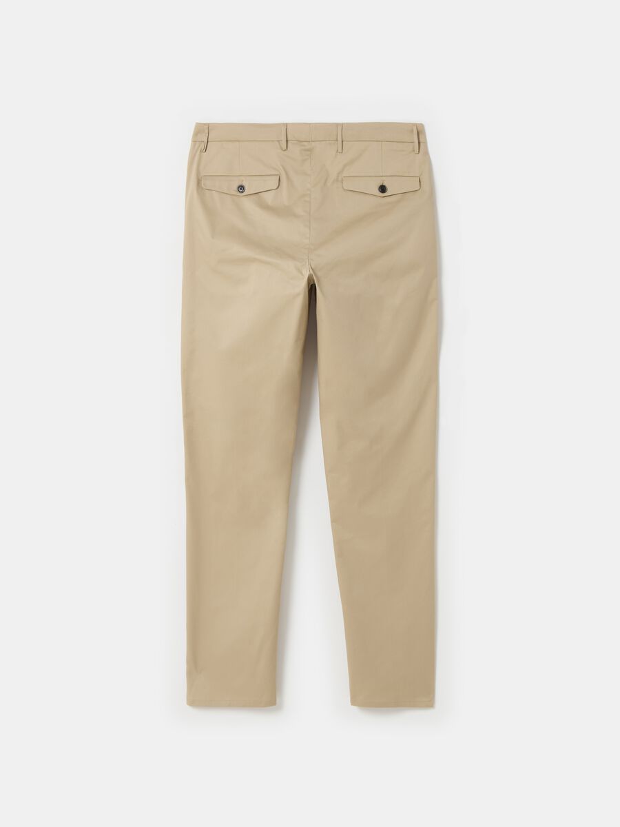 Contemporary chino trousers_4