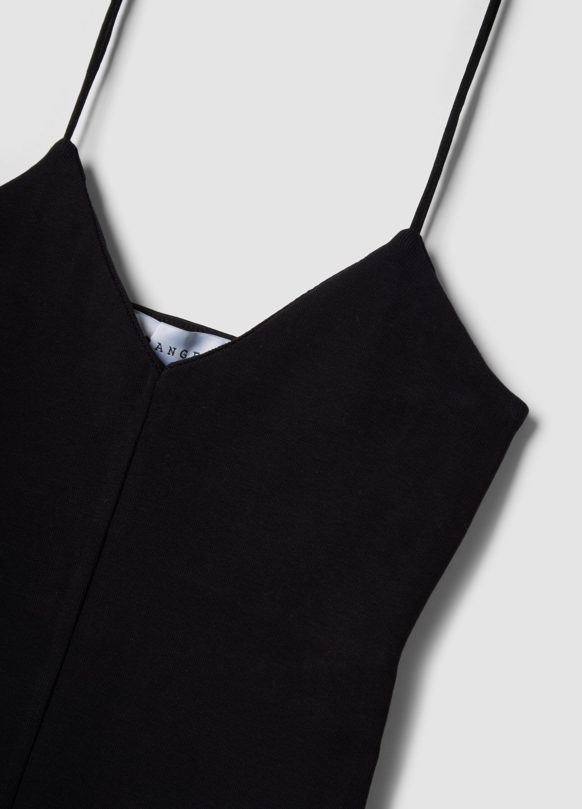 Tank top nero in cotone elasticizzato con spalline sottili fitted