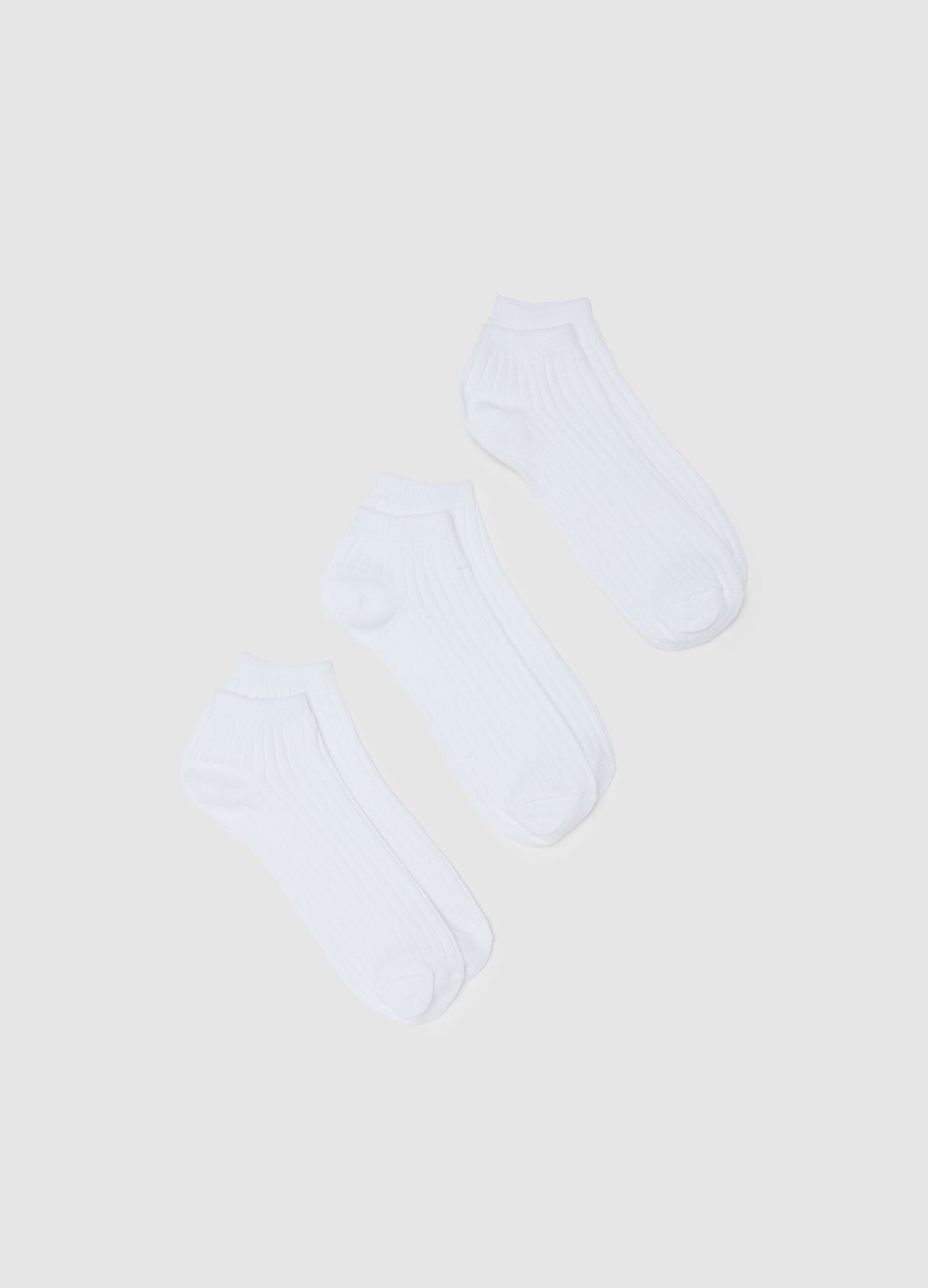 Three-pack white stretch pop socks
