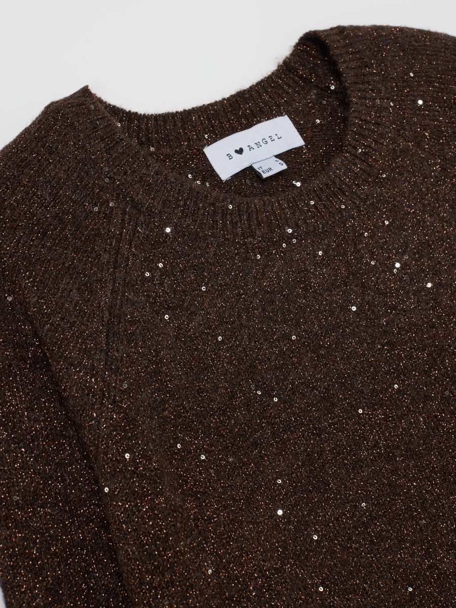 Brown oversized sweater with round neckline_5