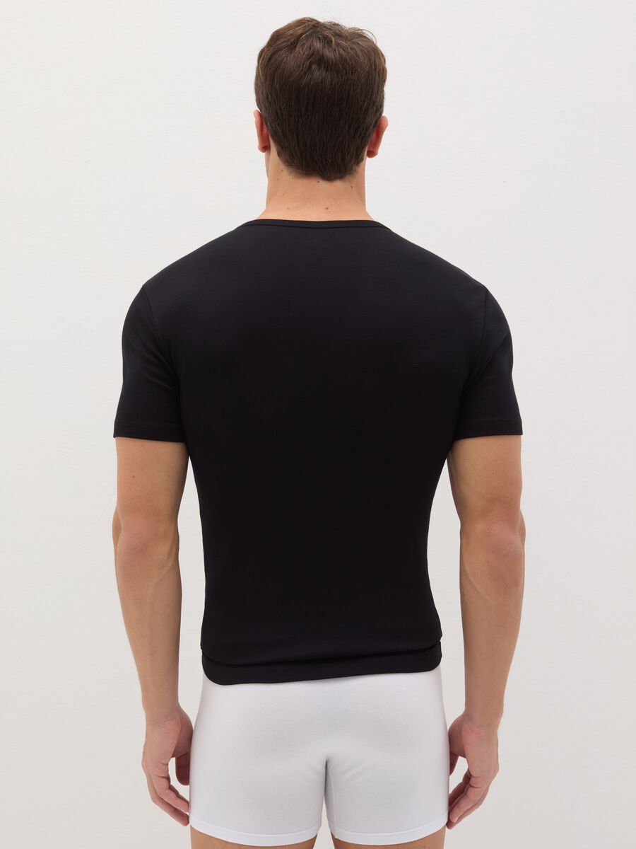 Two-pack undershirts with round neck_2
