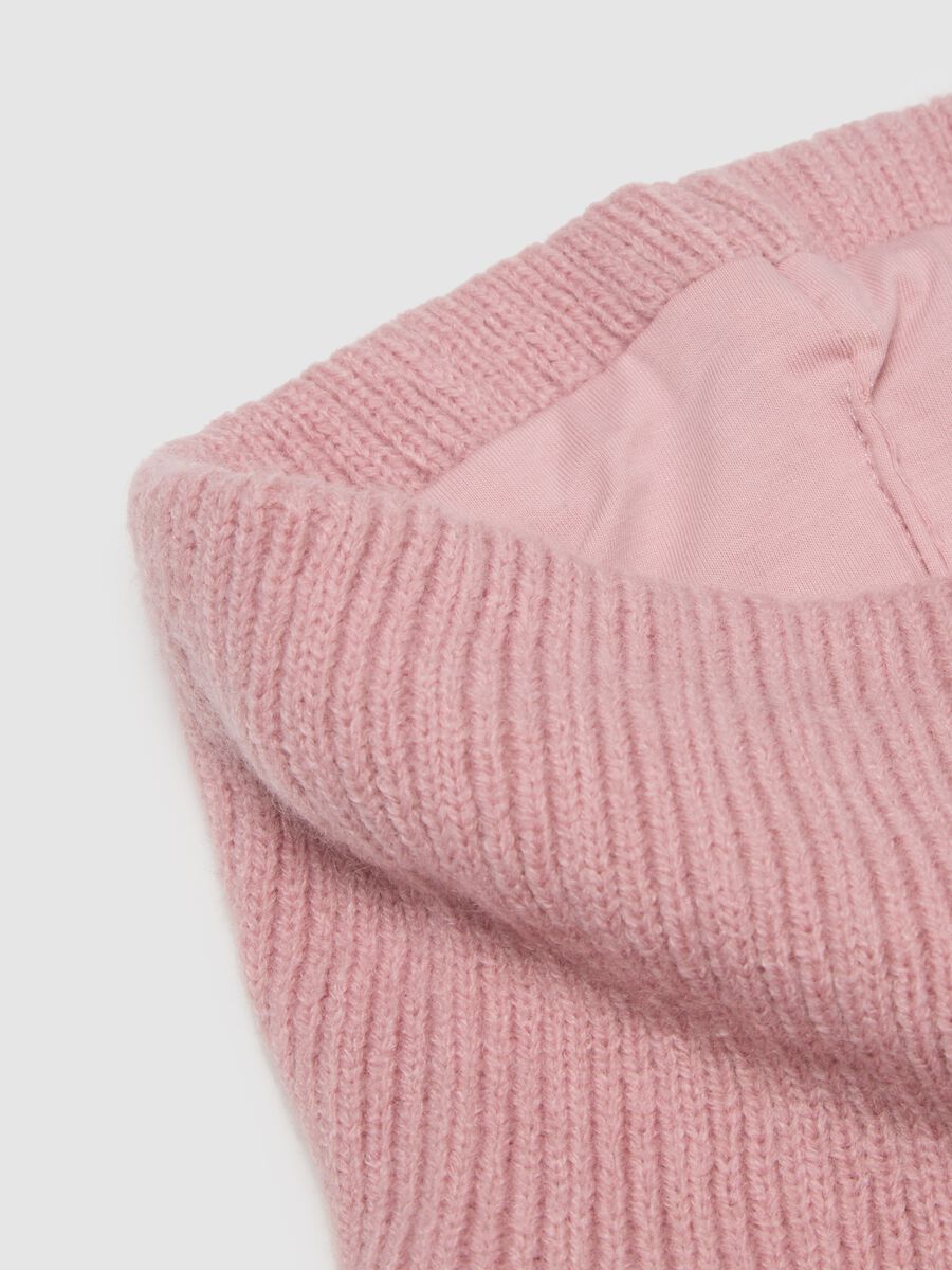 Pink girl's scarf with Disney embroidery_1