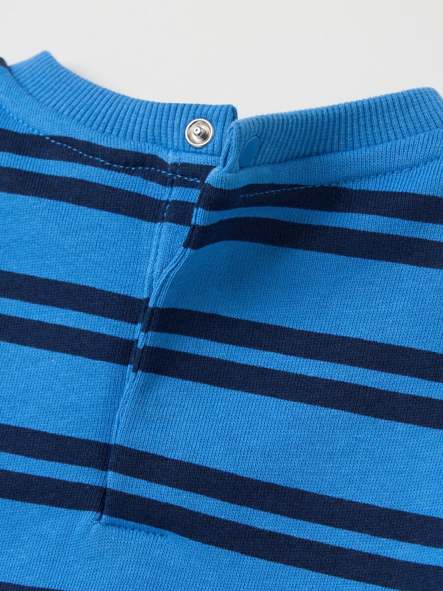 Sweatshirt in striped French terry with "Captain Friend" print_2