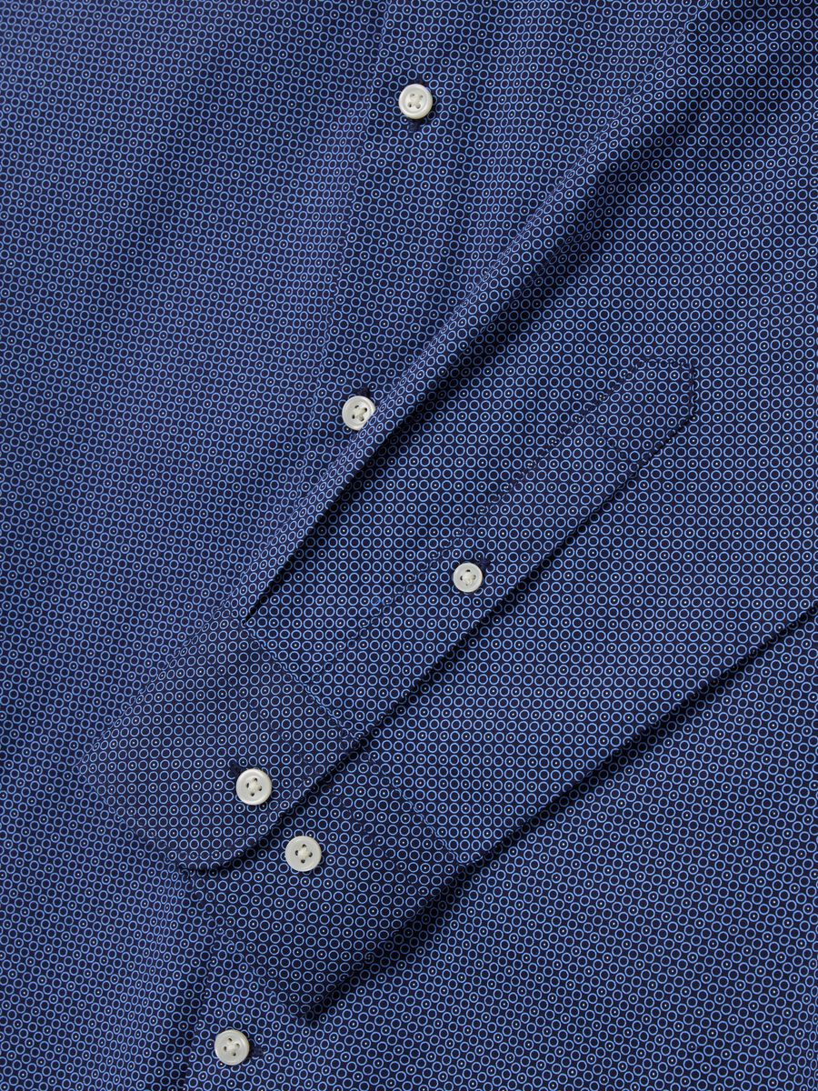 Slim-fit shirt with micro geometric pattern_5